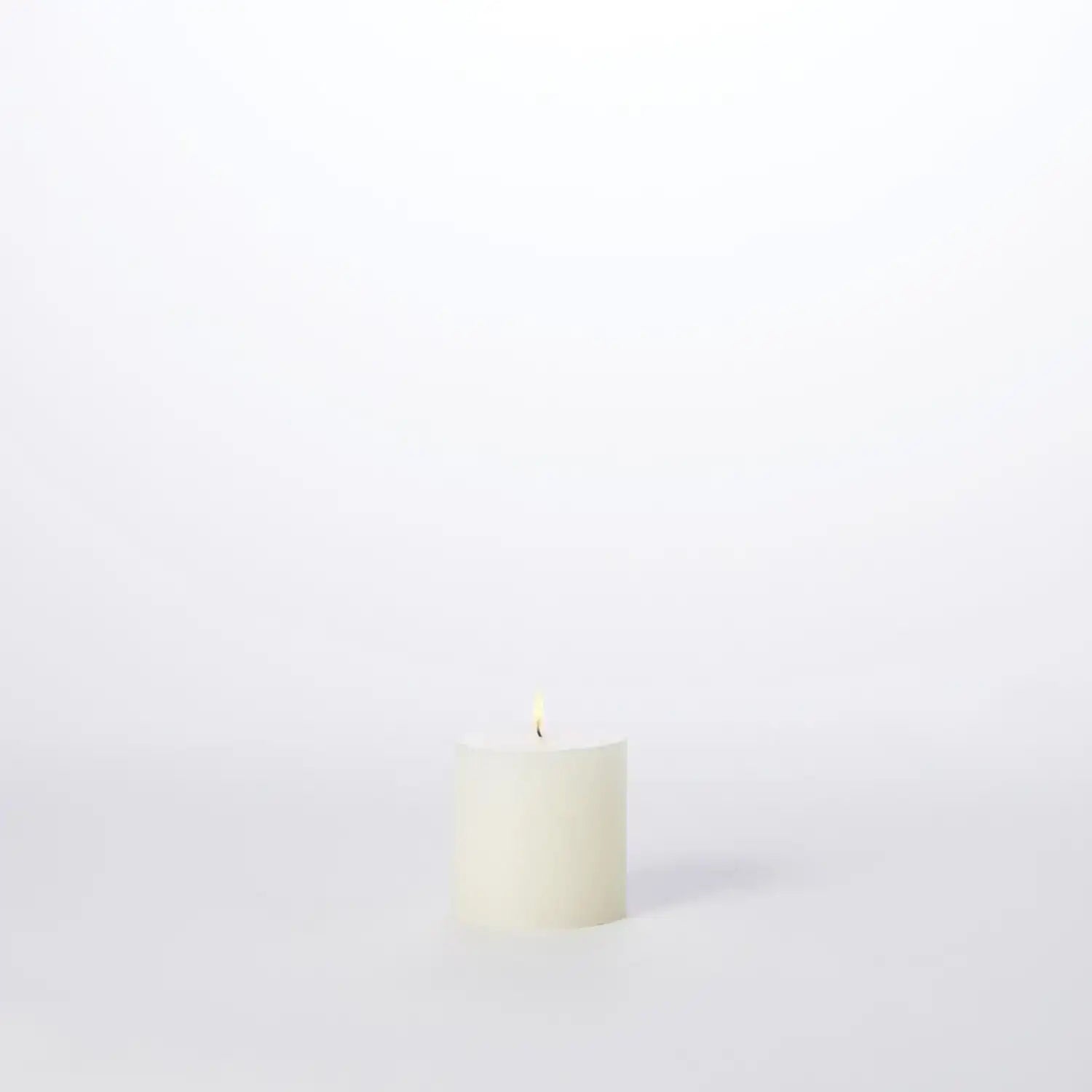 GLOBAL VIEWS PILLAR CANDLE - Decorative Accents