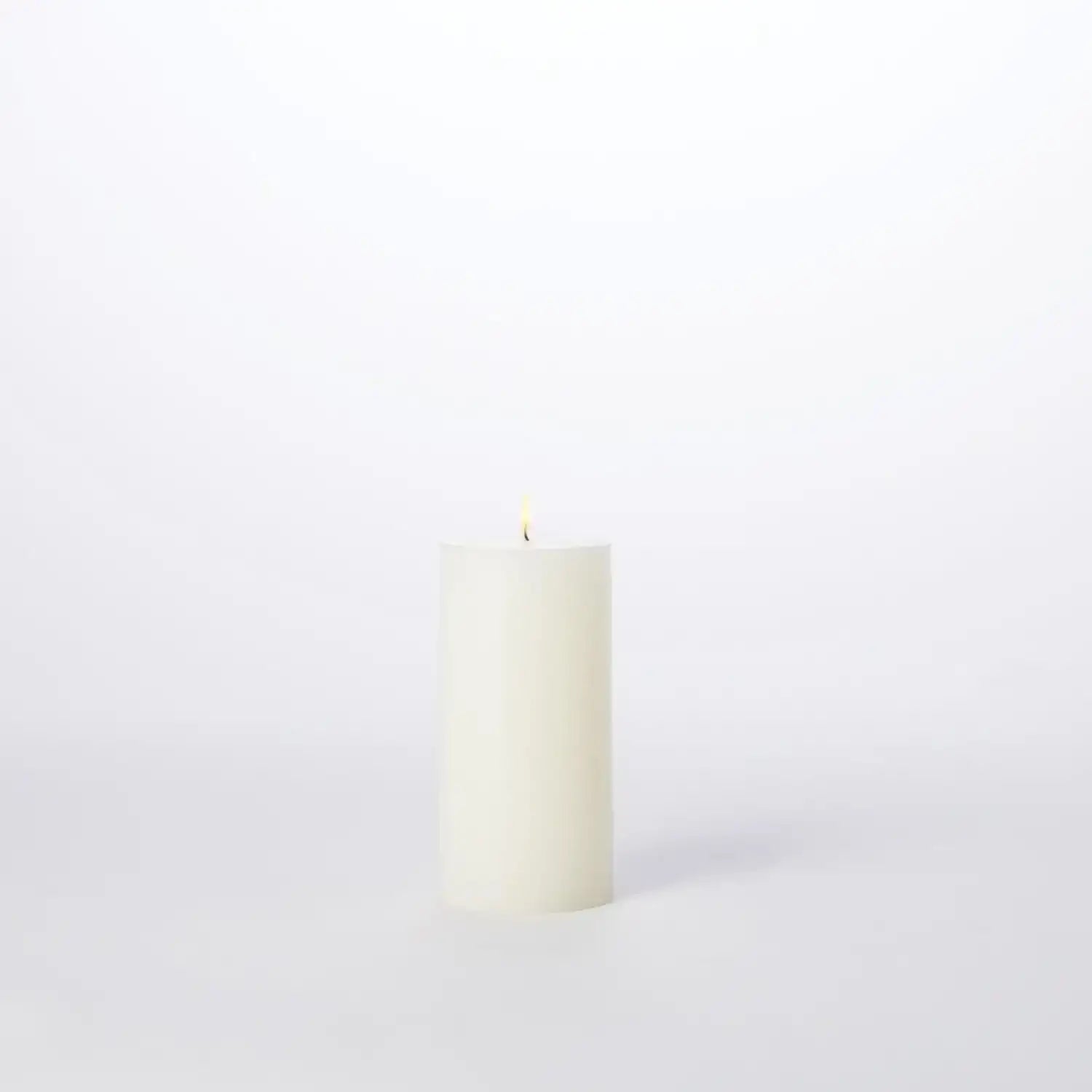 GLOBAL VIEWS PILLAR CANDLE - Decorative Accents