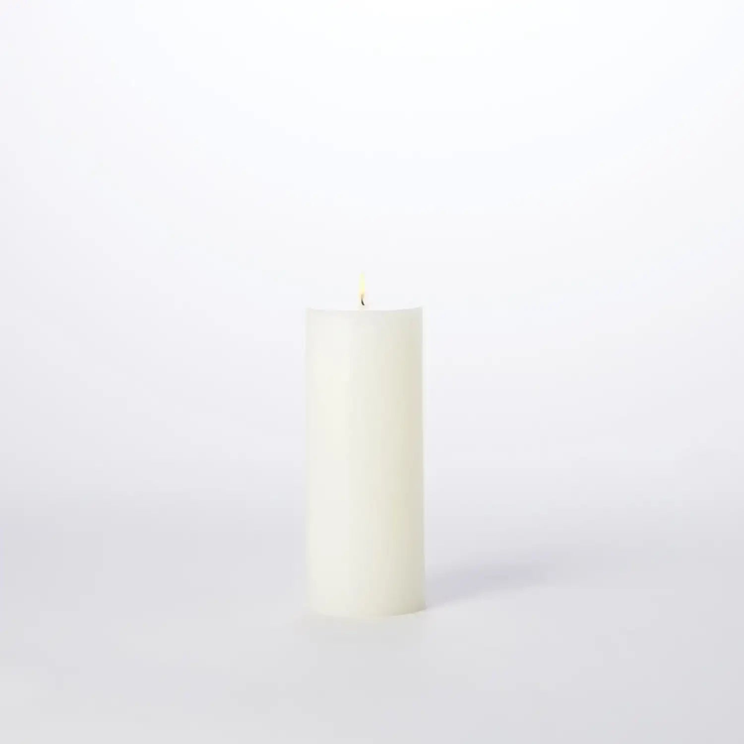 GLOBAL VIEWS PILLAR CANDLE - Decorative Accents