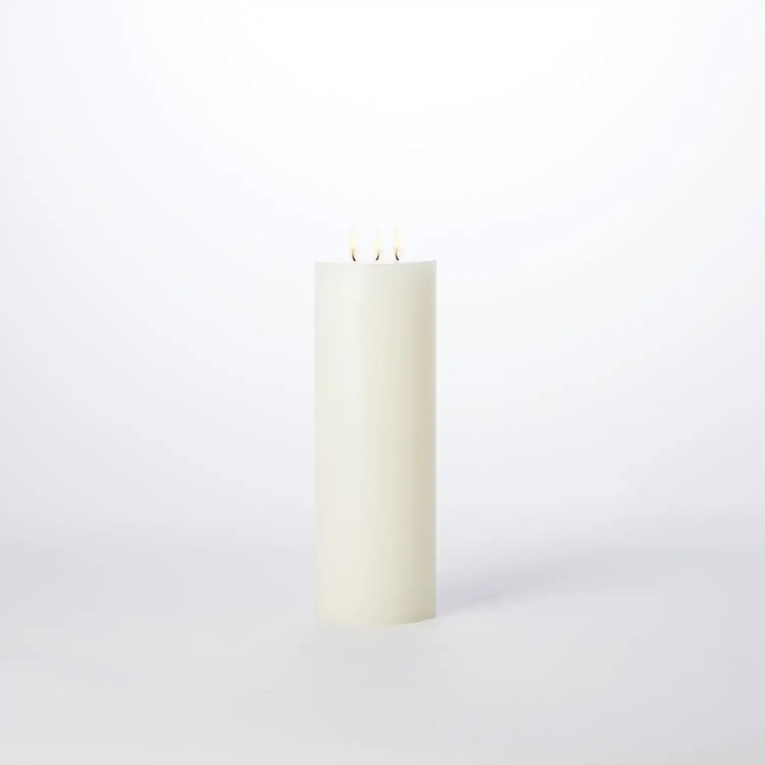 GLOBAL VIEWS 3 WICK PILLAR CANDLE - Decorative Accents