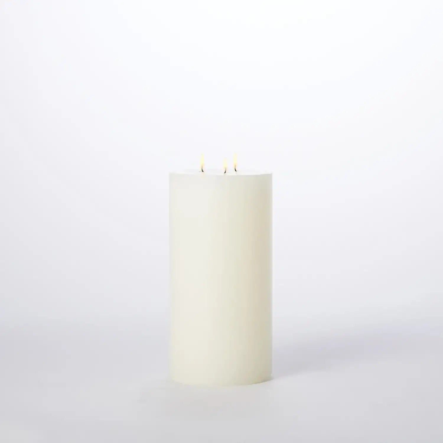 GLOBAL VIEWS 3 WICK PILLAR CANDLE - Decorative Accents