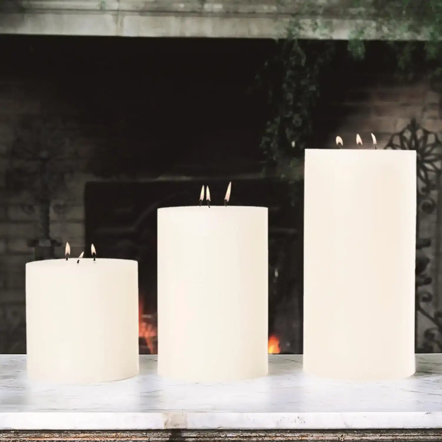 GLOBAL VIEWS 3 WICK PILLAR CANDLE - Decorative Accents