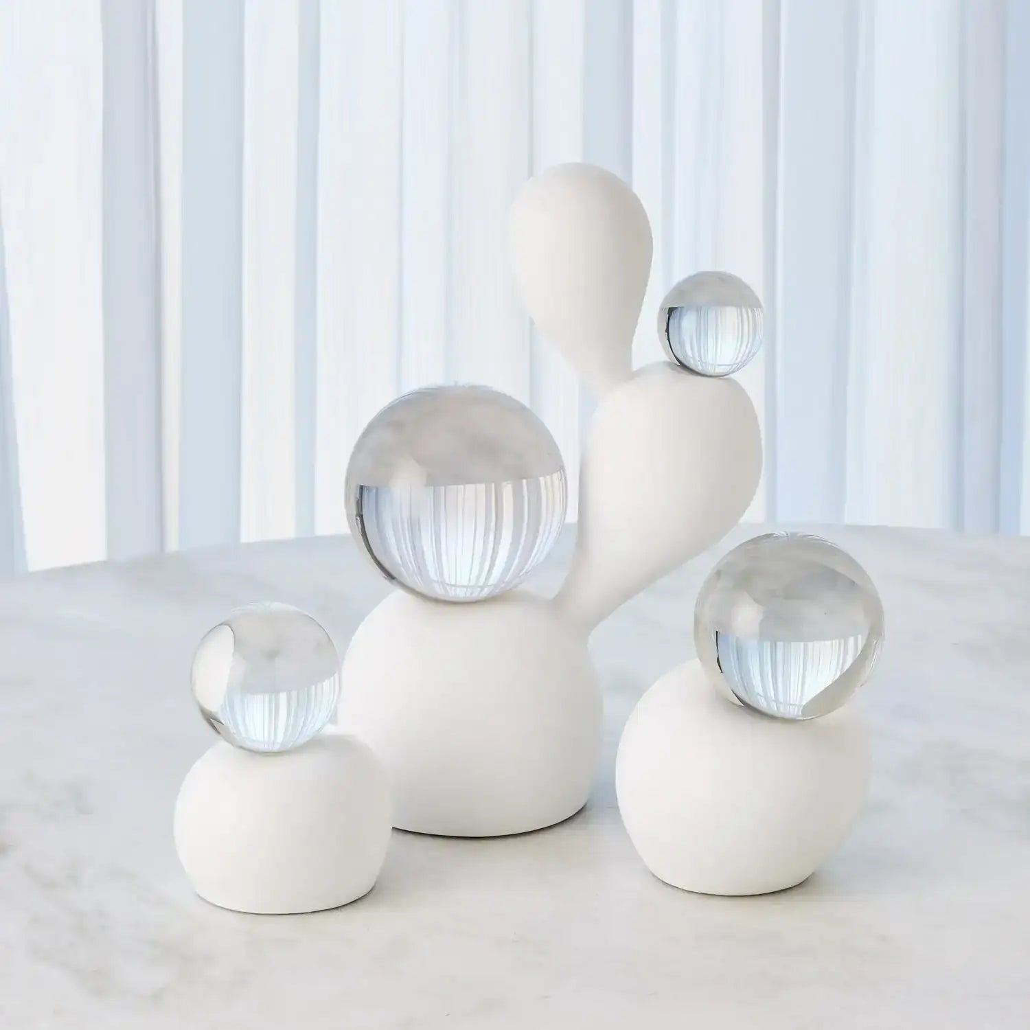 GLOBAL VIEWS SINGLE MERINGUE SCULPTURE - Decorative Accents