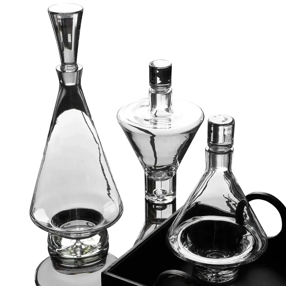 GLOBAL VIEWS FAT BOTTOM DECANTER - Decorative Accents