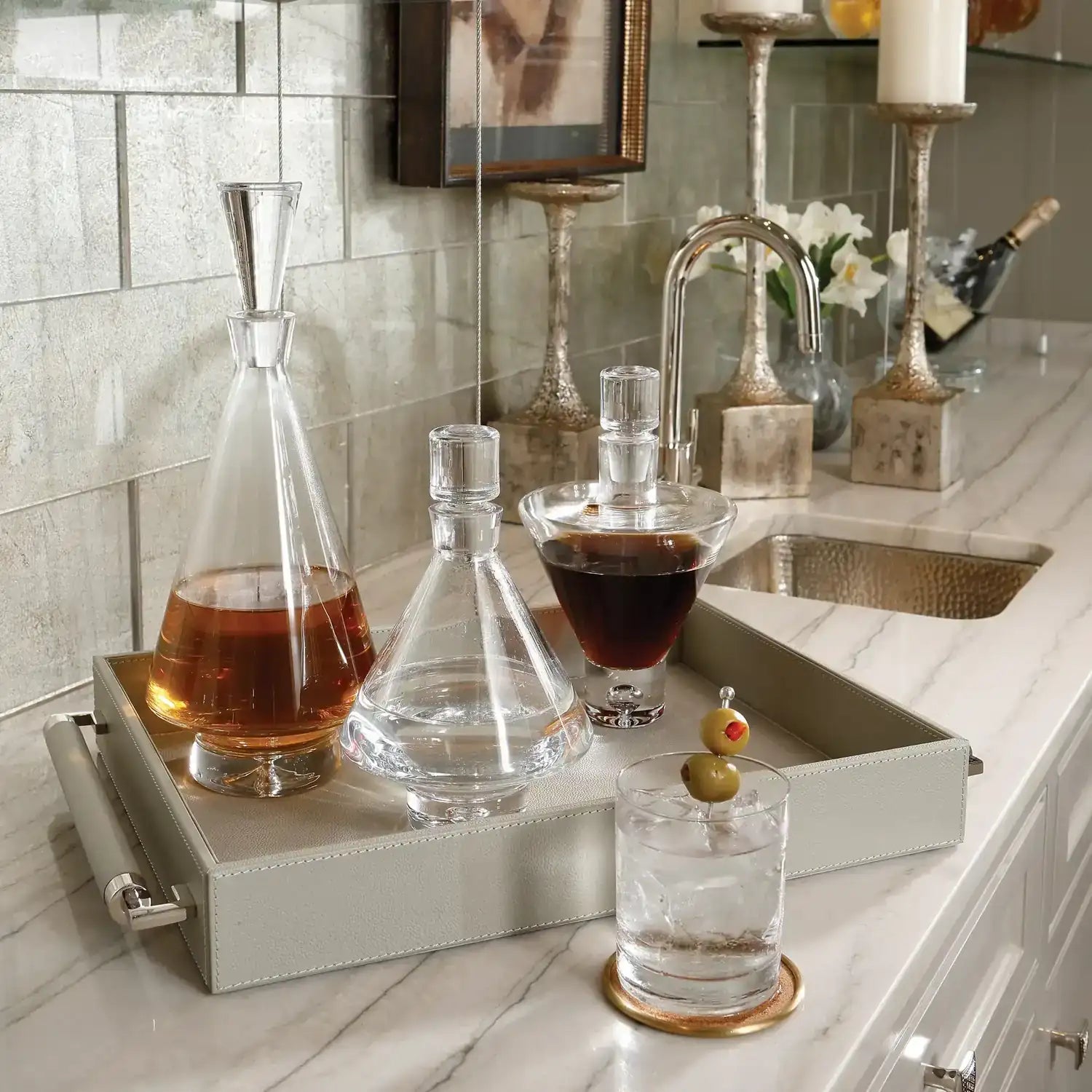 GLOBAL VIEWS FAT BOTTOM DECANTER - Decorative Accents