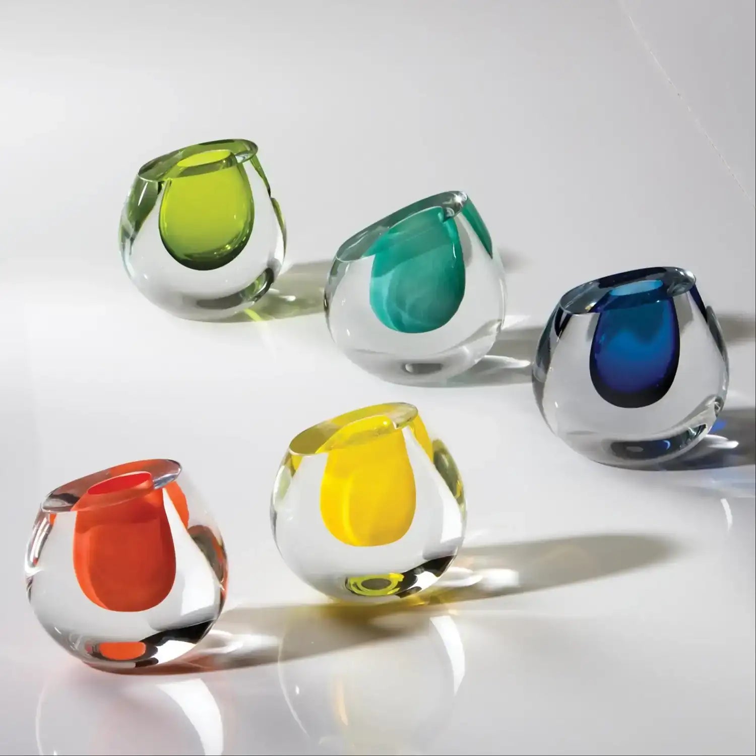 GLOBAL VIEWS COLOR DROP VASE - Art