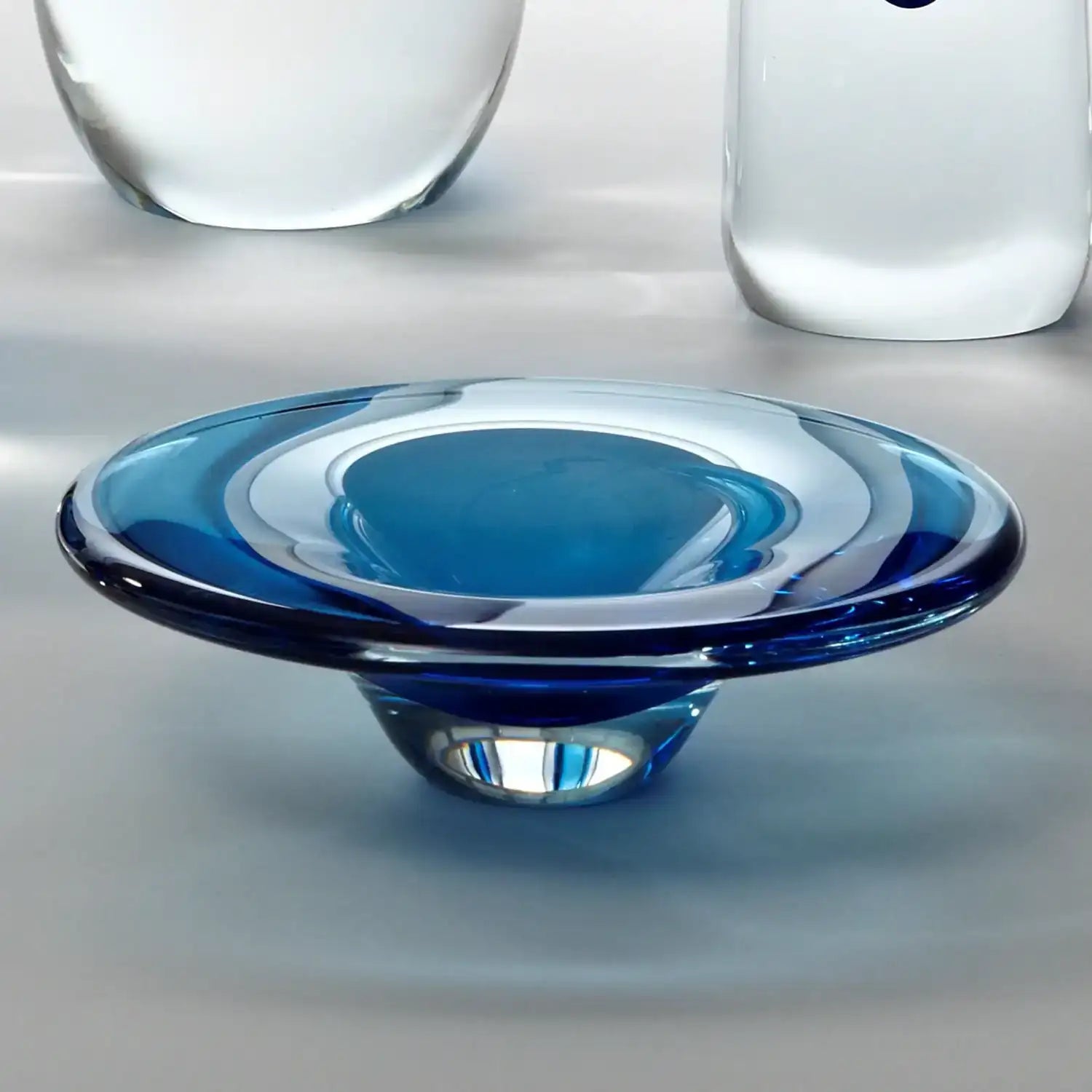 GLOBAL VIEWS COBALT GLASS DISH - Art
