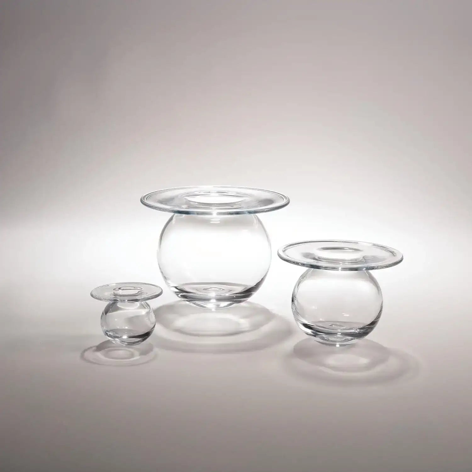 GLOBAL VIEWS H2O VASE - DO NOT SHOW ON WEBSITE