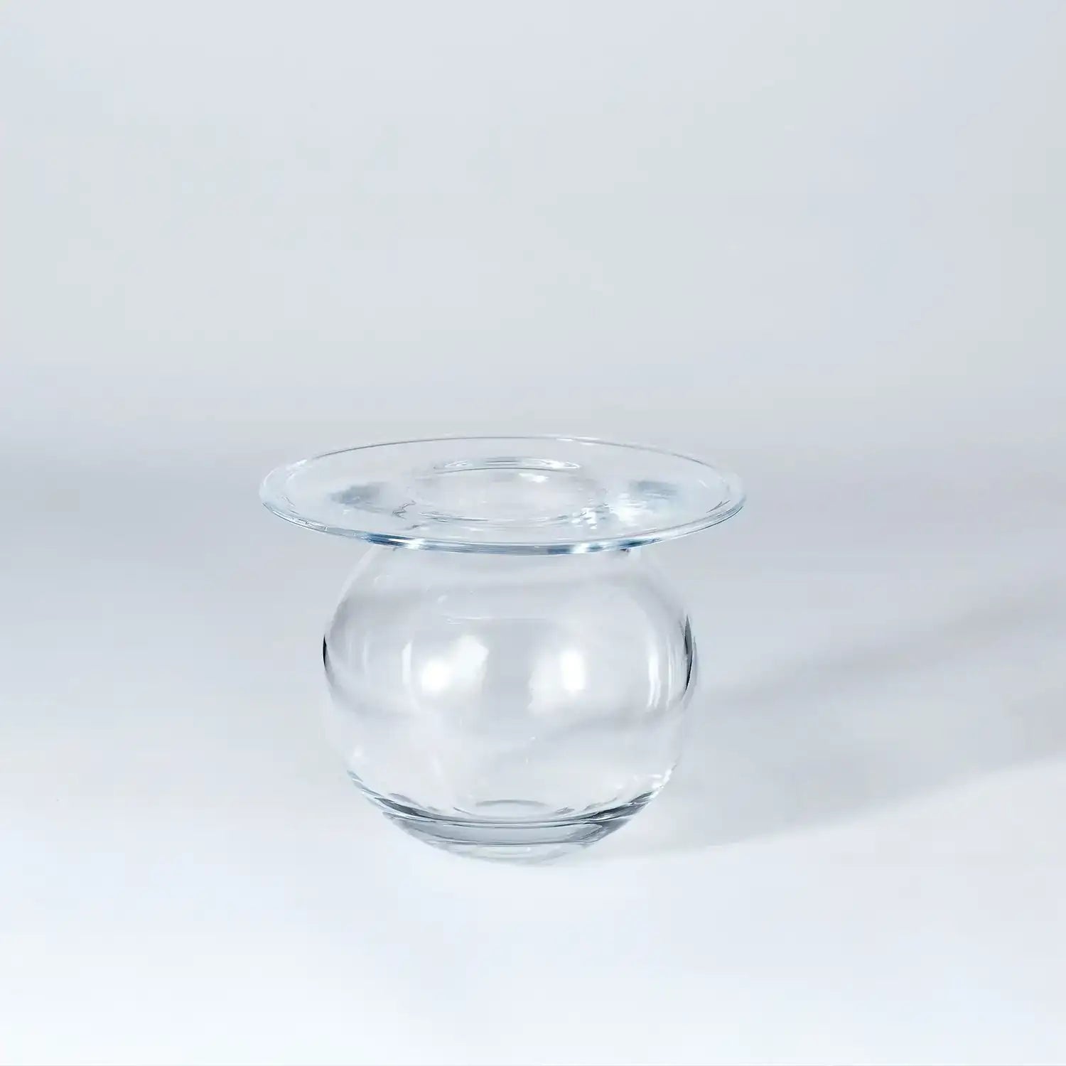 GLOBAL VIEWS H2O VASE - DO NOT SHOW ON WEBSITE