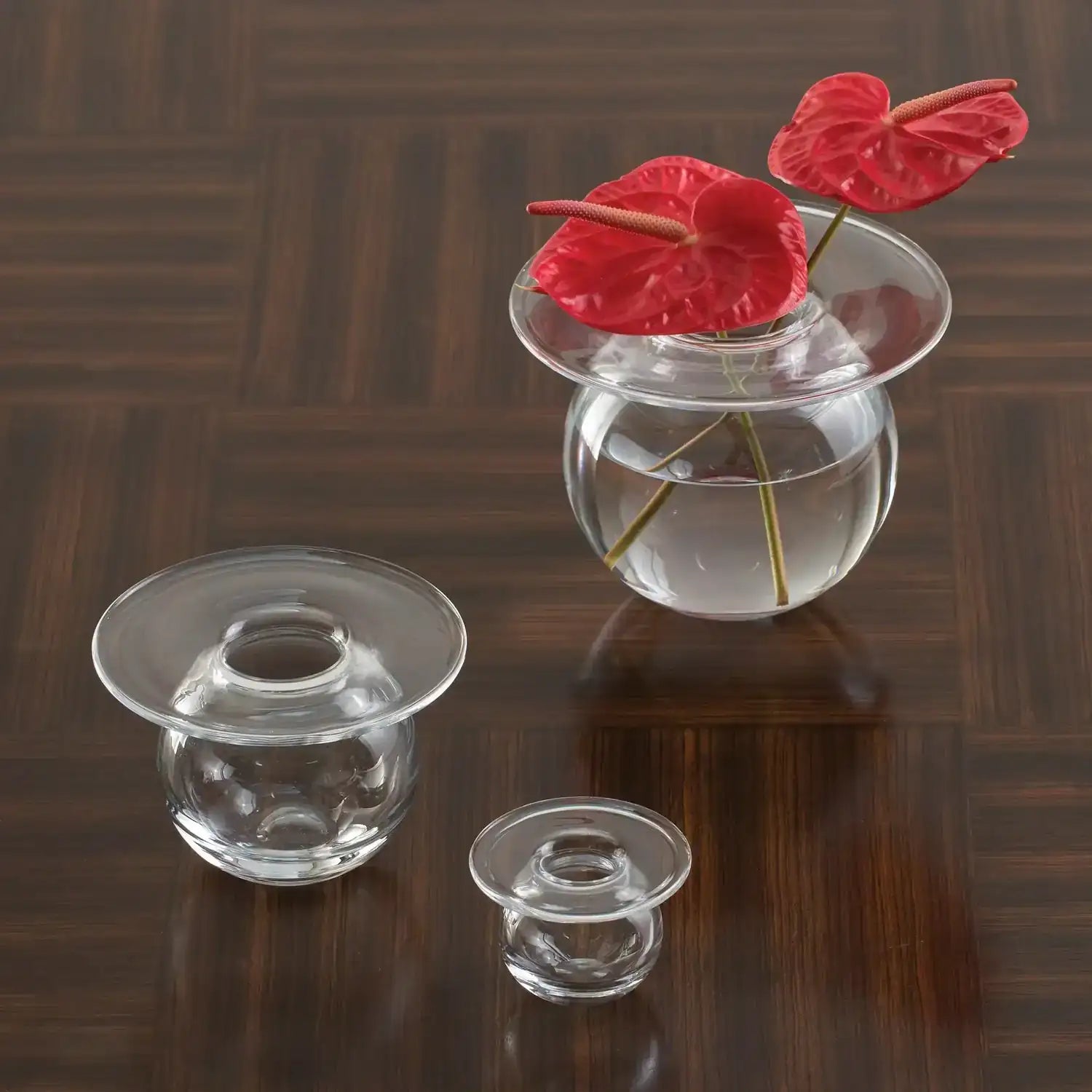 GLOBAL VIEWS H2O VASE - DO NOT SHOW ON WEBSITE