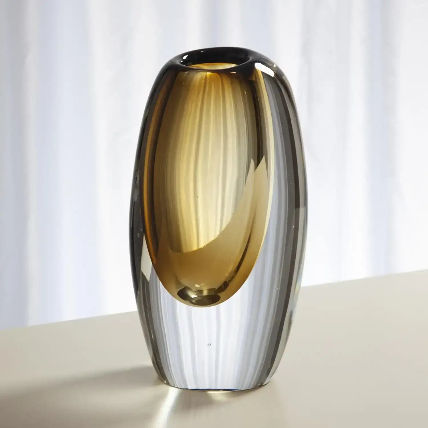 GLOBAL VIEWS OFFSET VASE - Art