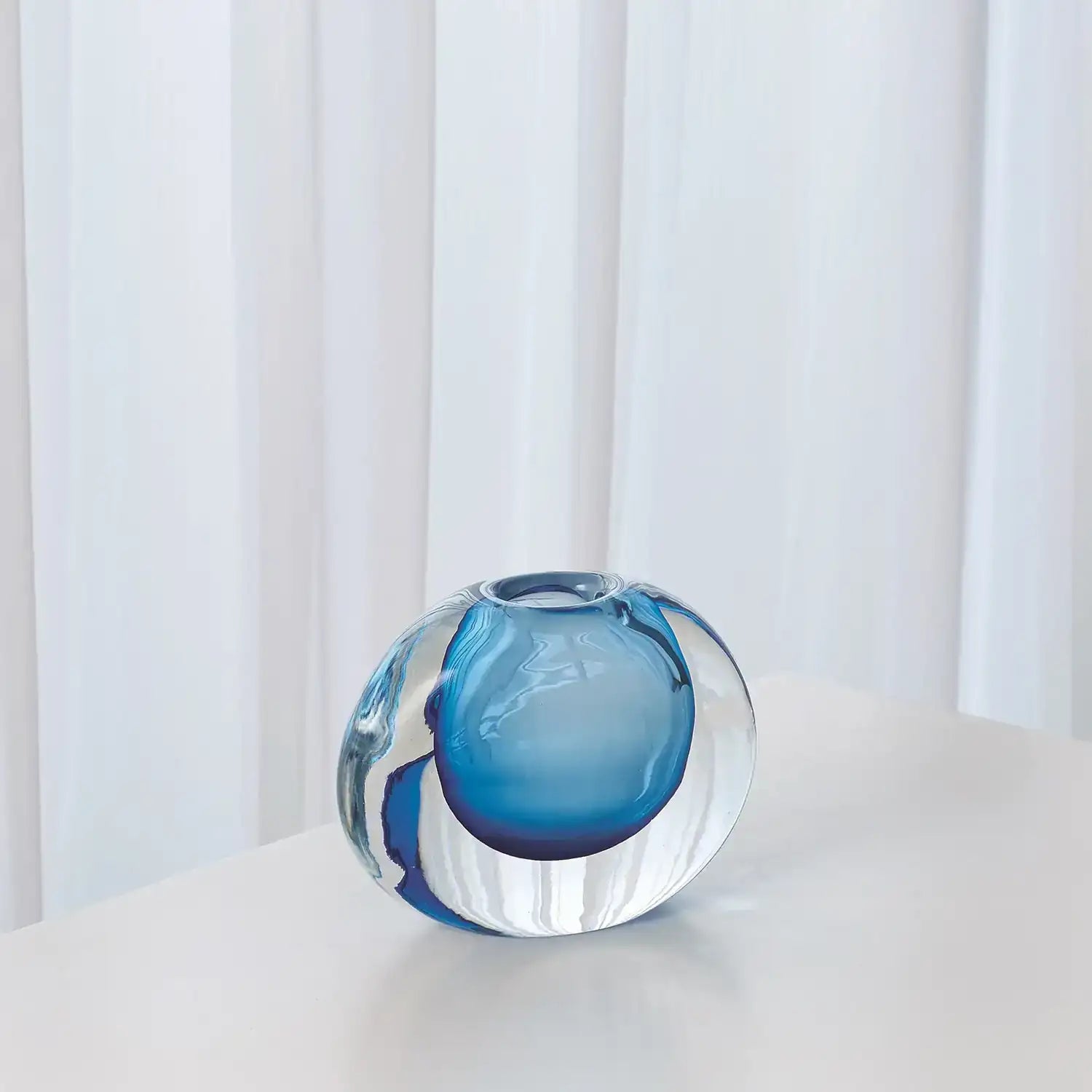 GLOBAL VIEWS OFFSET ROUND VASE - Art