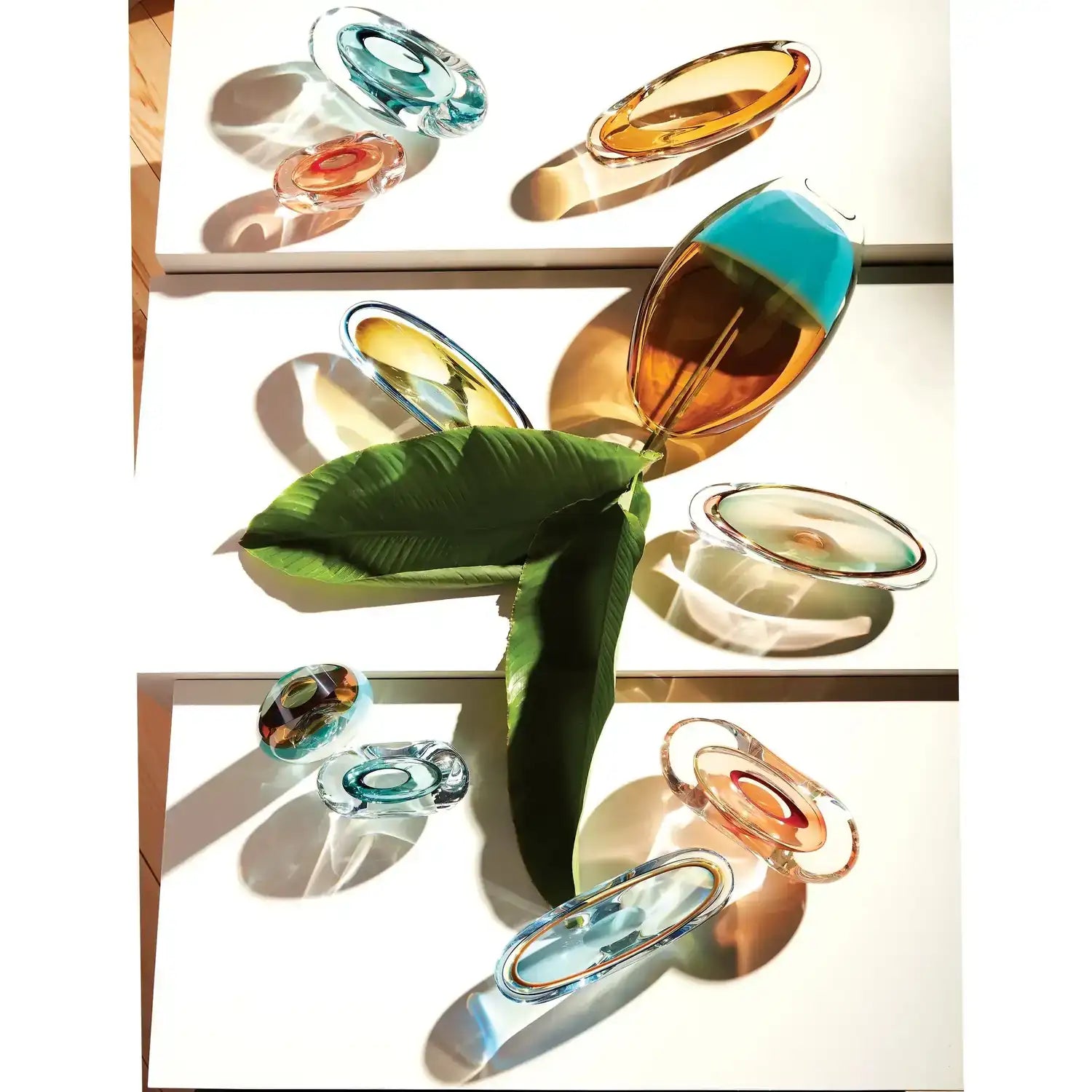 GLOBAL VIEWS ABSTRACT BEAN VASE - Art