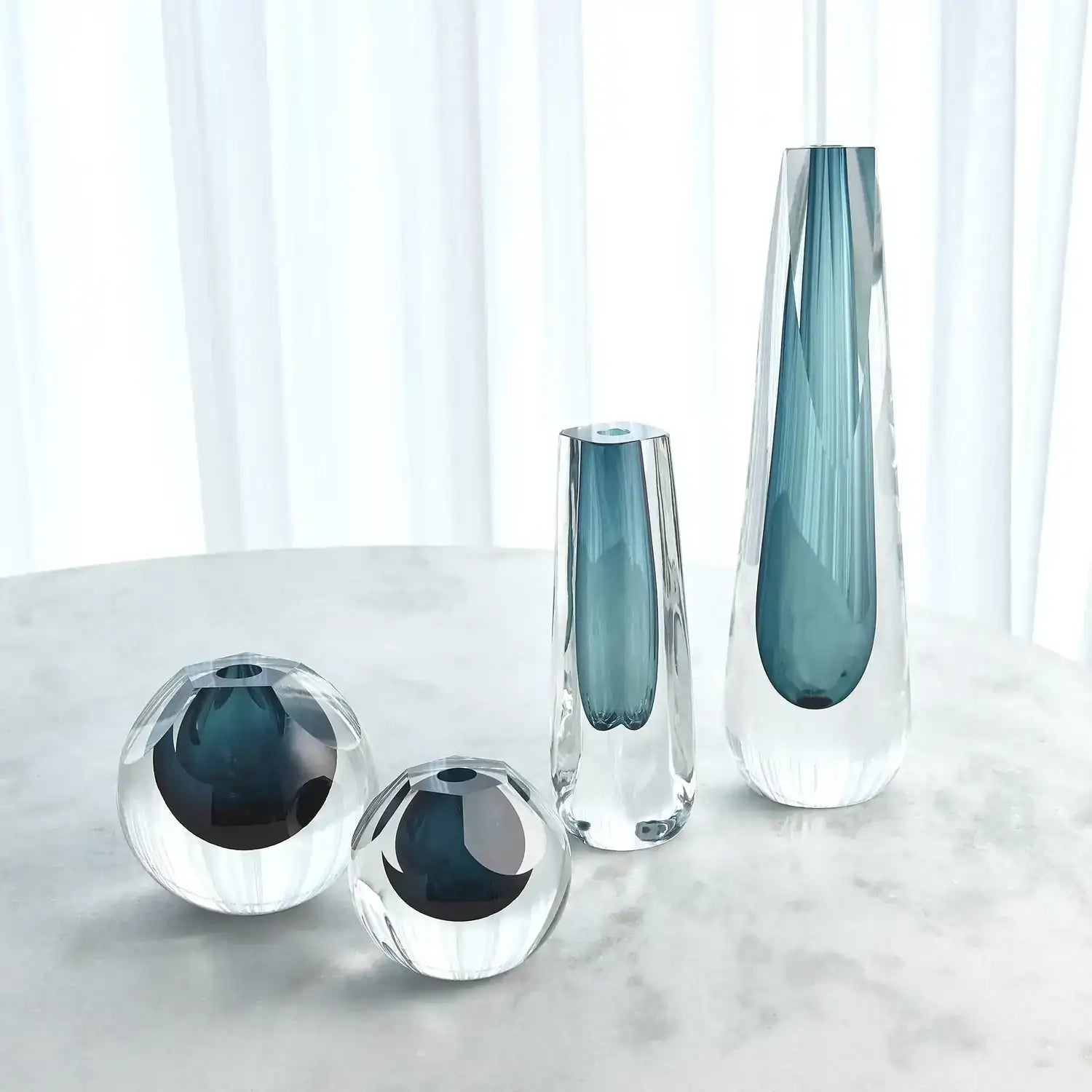 GLOBAL VIEWS SQUARE CUT GLASS VASE - Art