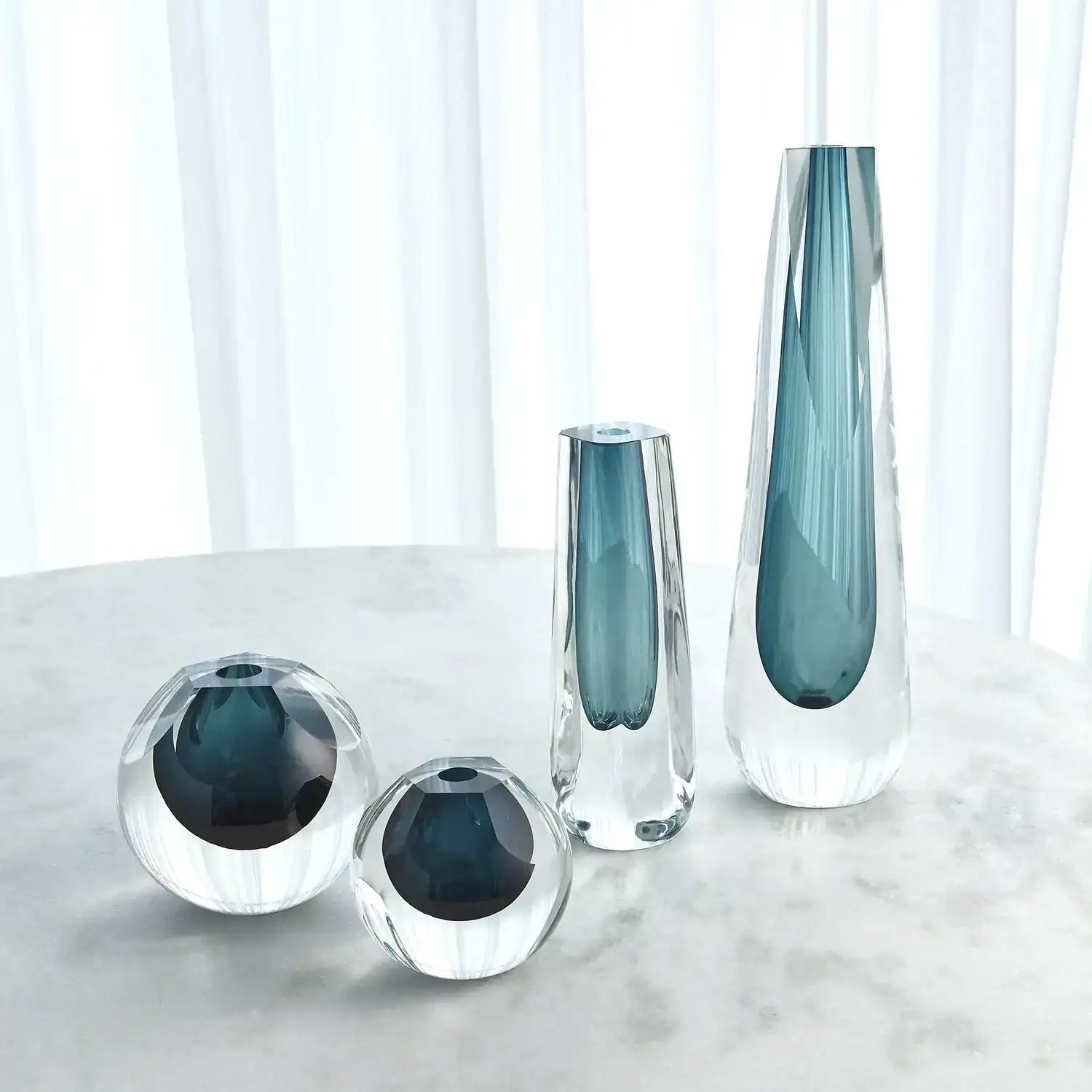 GLOBAL VIEWS TRIANGLE CUT GLASS VASE - Art