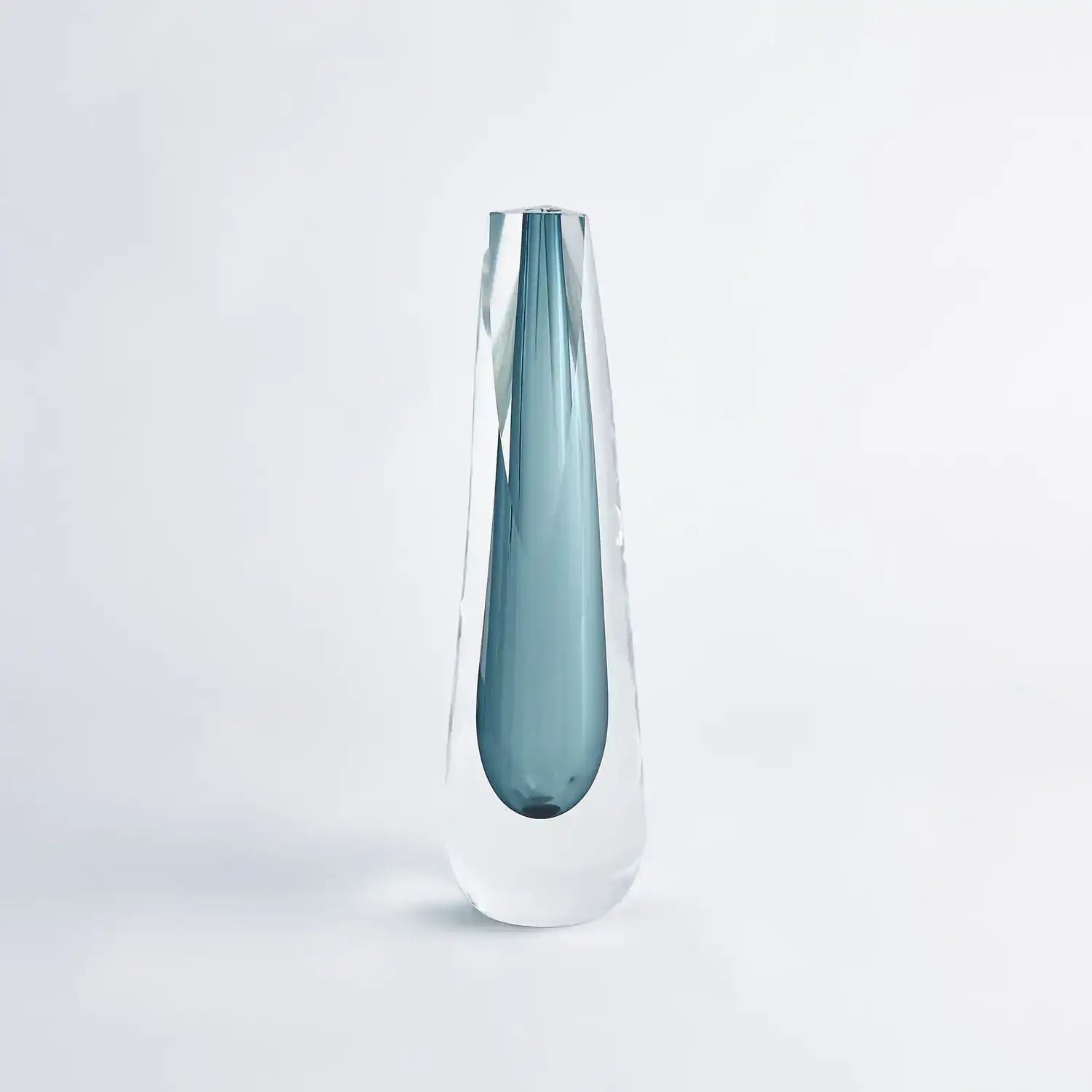 GLOBAL VIEWS TRIANGLE CUT GLASS VASE - Art