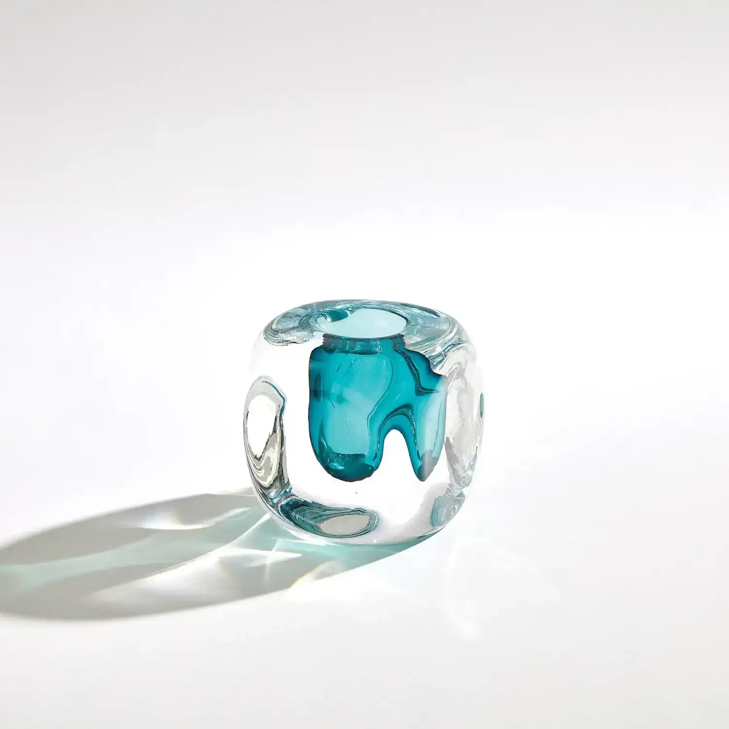 GLOBAL VIEWS SQUARE VASE - Art