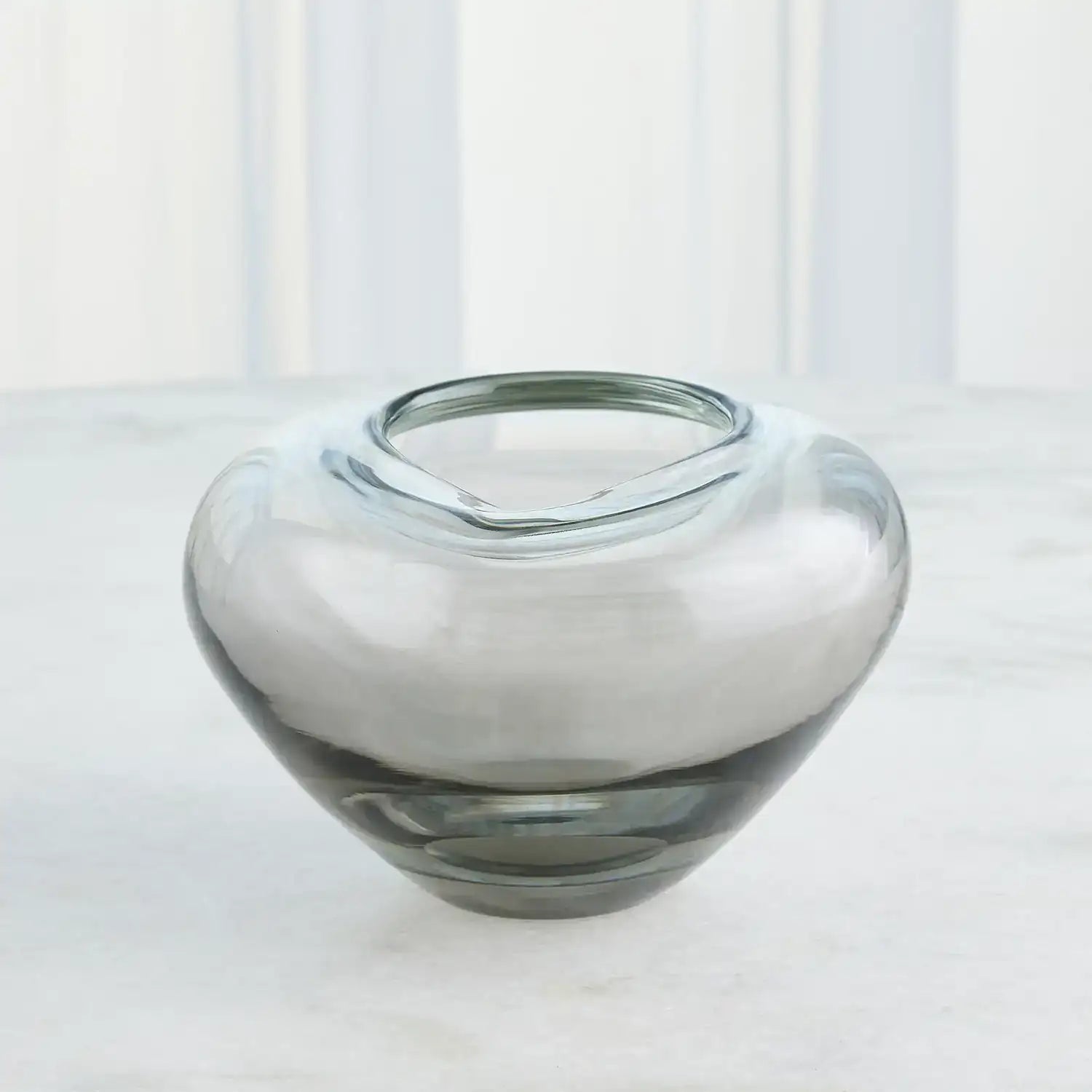 GLOBAL VIEWS UNDULATING VASE - Art