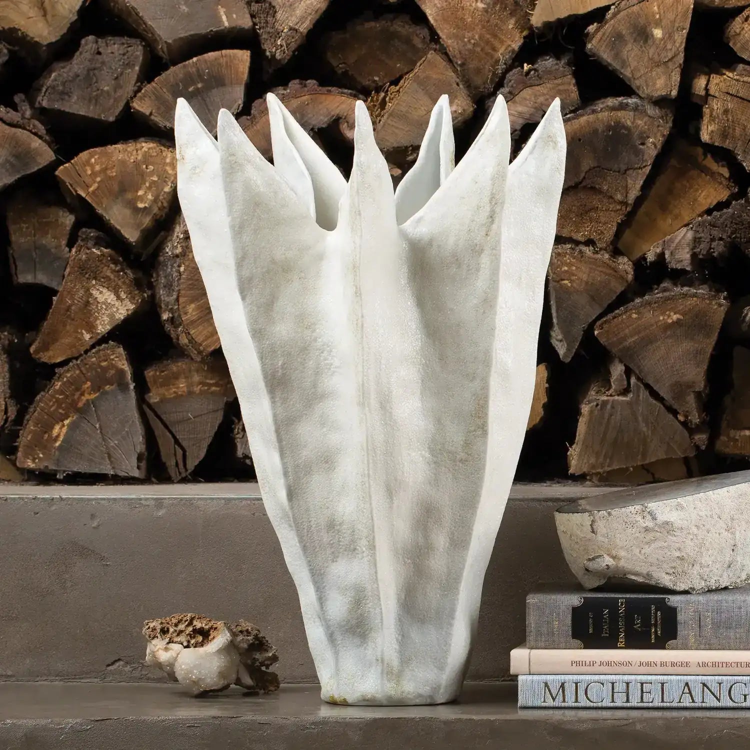 GLOBAL VIEWS AMARYLLIS VASE - Decorative Accents
