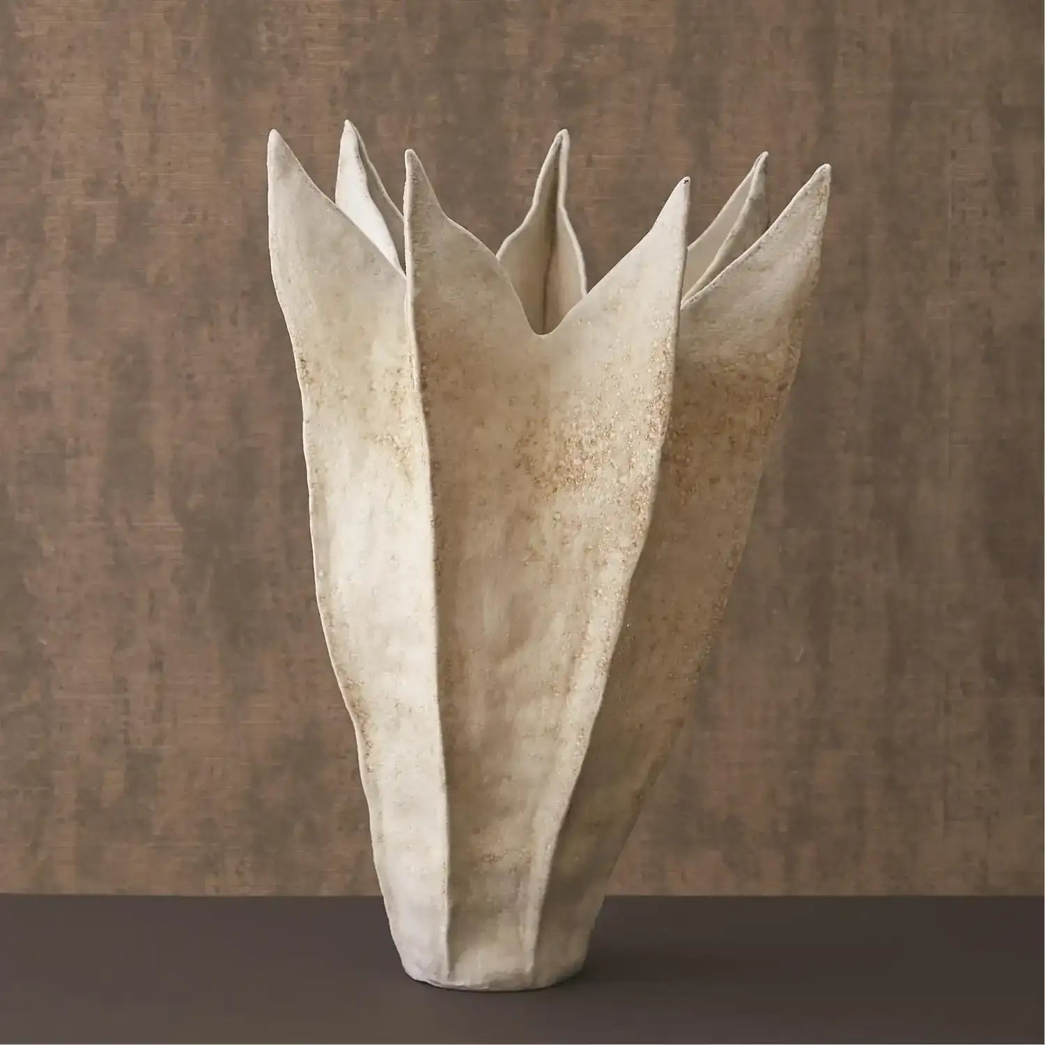 GLOBAL VIEWS AMARYLLIS VASE - Decorative Accents