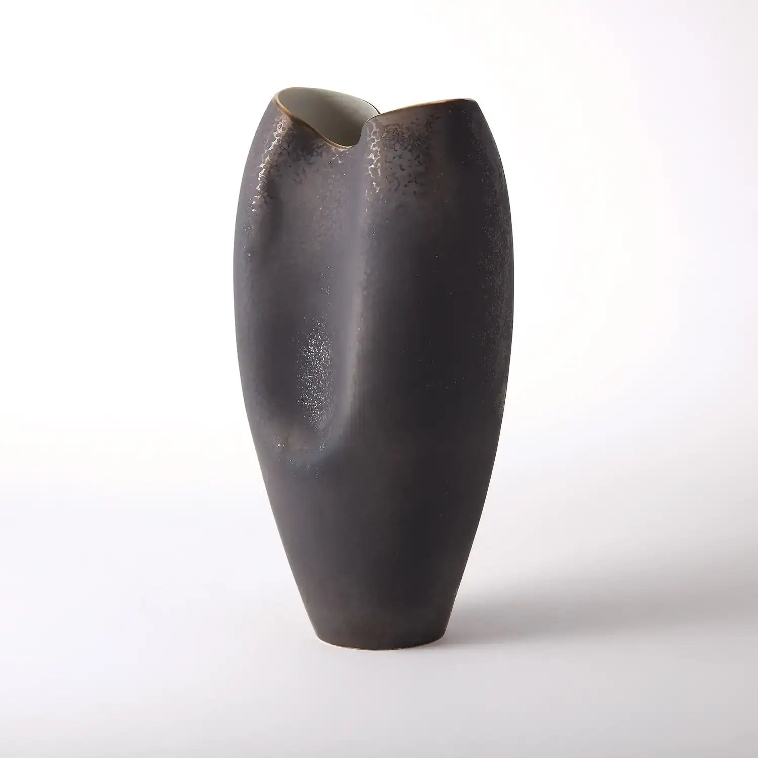 GLOBAL VIEWS OXUS PINCHED VASE - Decorative Accents