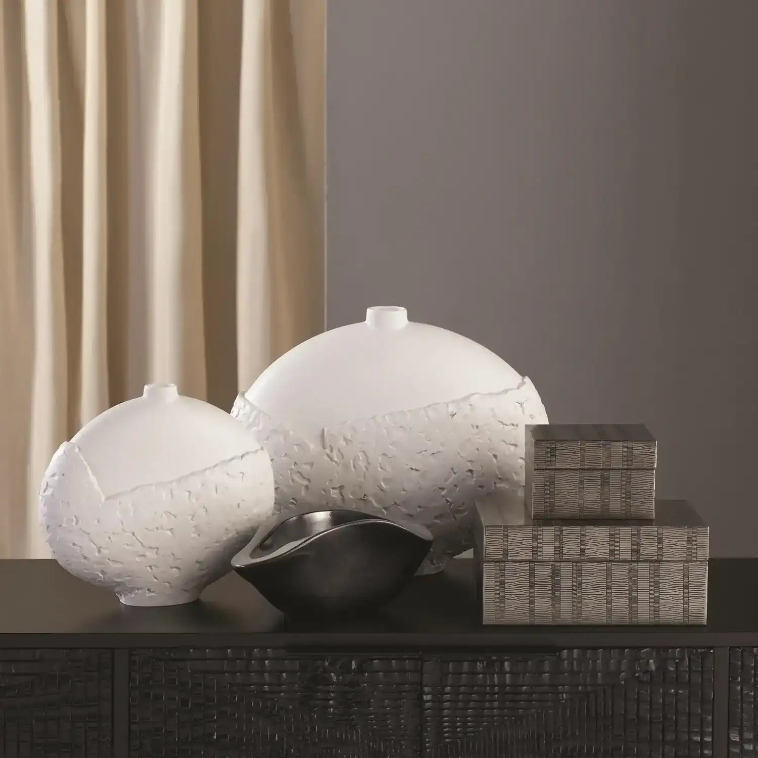 GLOBAL VIEWS ASYMMETRICAL STIPPLE VASE - Decorative Accents