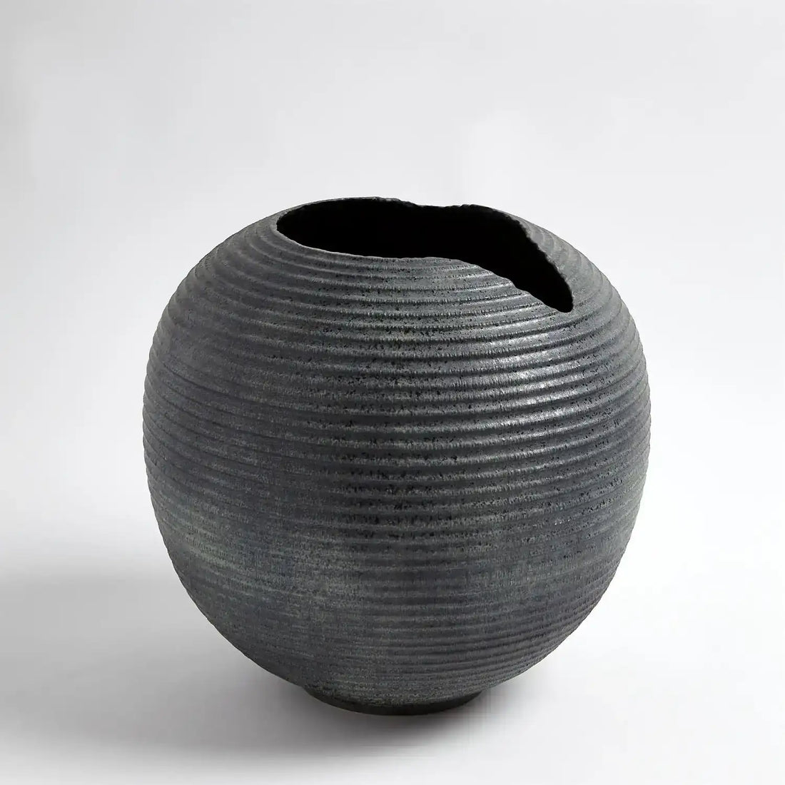 GLOBAL VIEWS HORIZONTAL TROWEL VASE - Decorative Accents