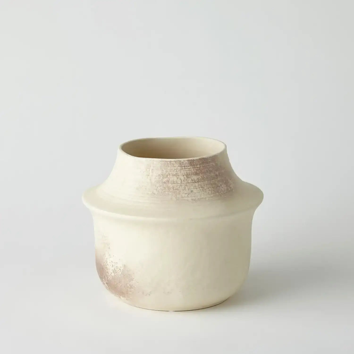 GLOBAL VIEWS FLADIS VASE - Decorative Accents
