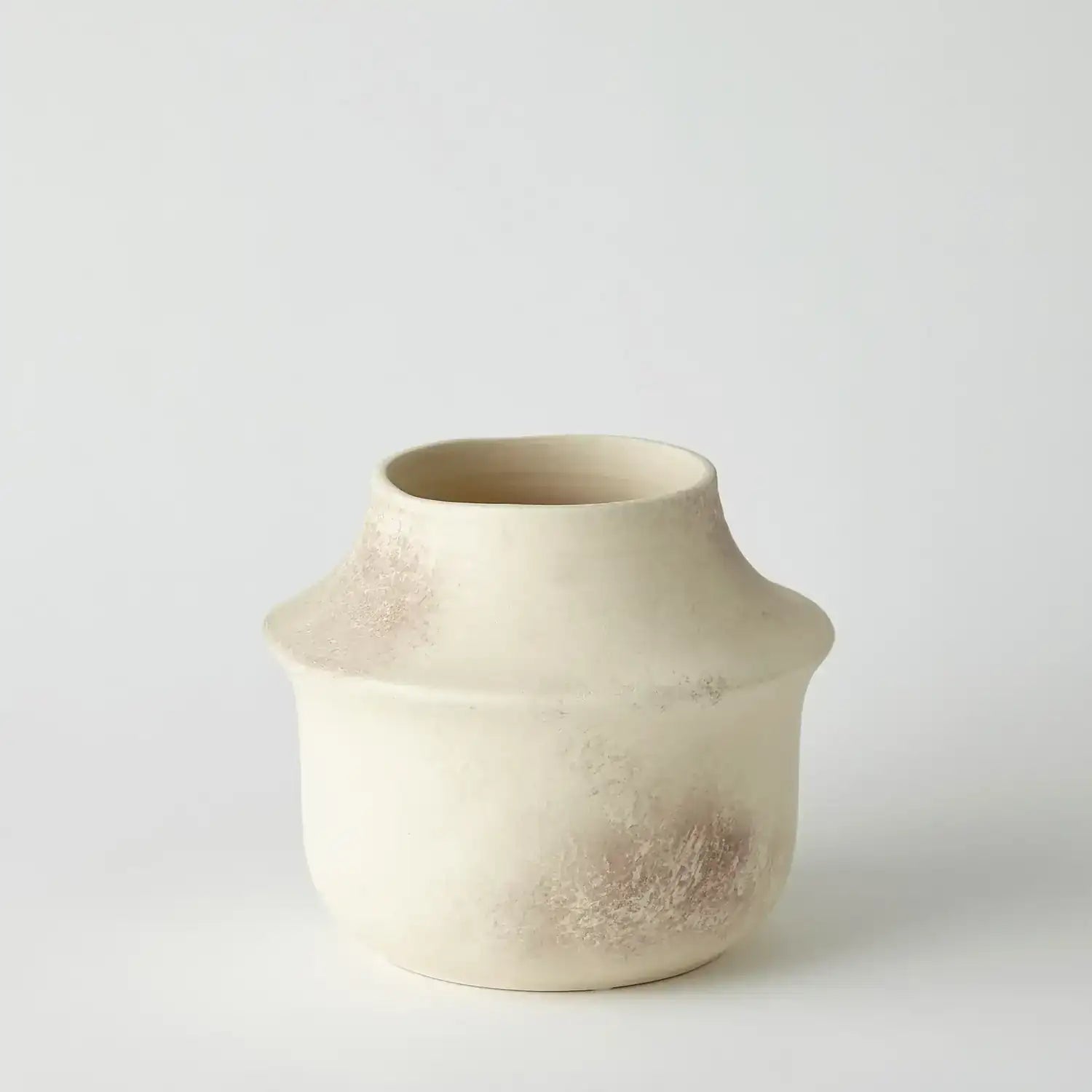 GLOBAL VIEWS FLADIS VASE - Decorative Accents