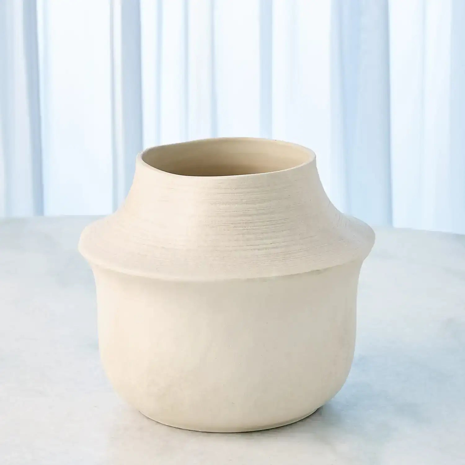 GLOBAL VIEWS FLADIS VASE - Decorative Accents