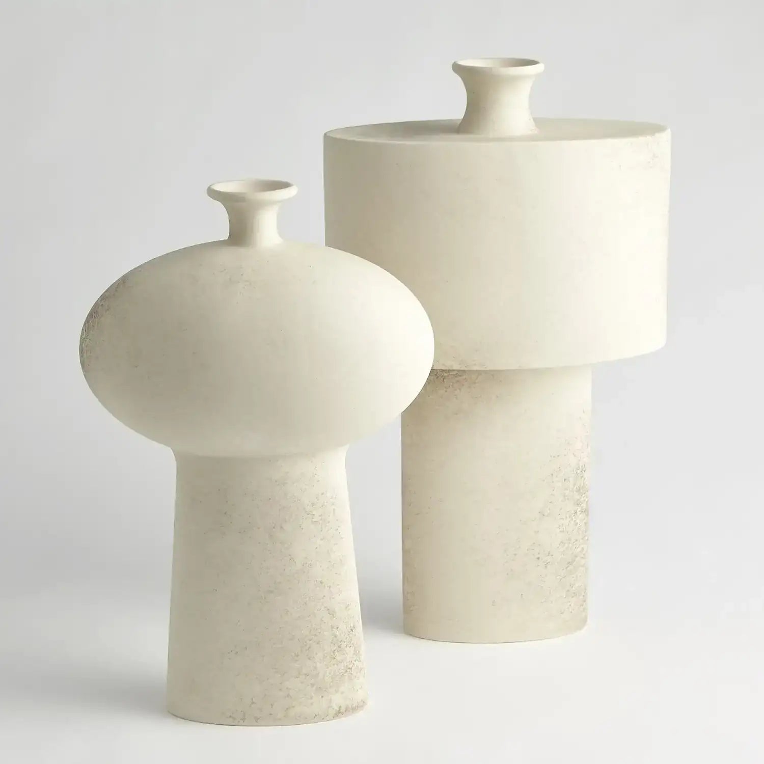 GLOBAL VIEWS FOLK OVOID VASE - Decorative Accents