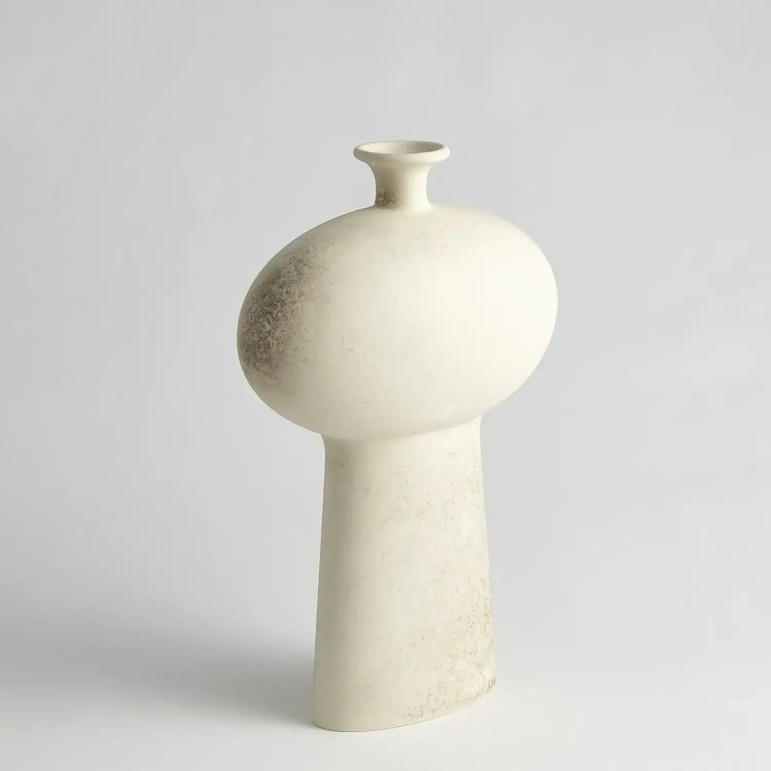 GLOBAL VIEWS FOLK OVOID VASE - Decorative Accents