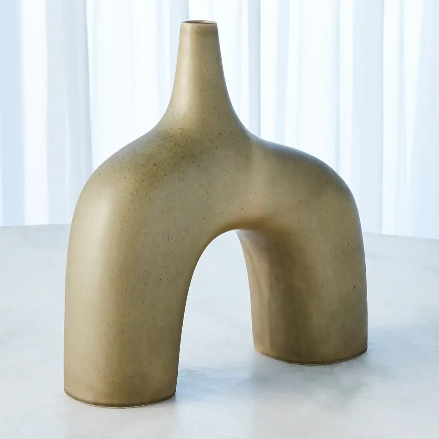GLOBAL VIEWS STRETCH VASE - Decorative Accents