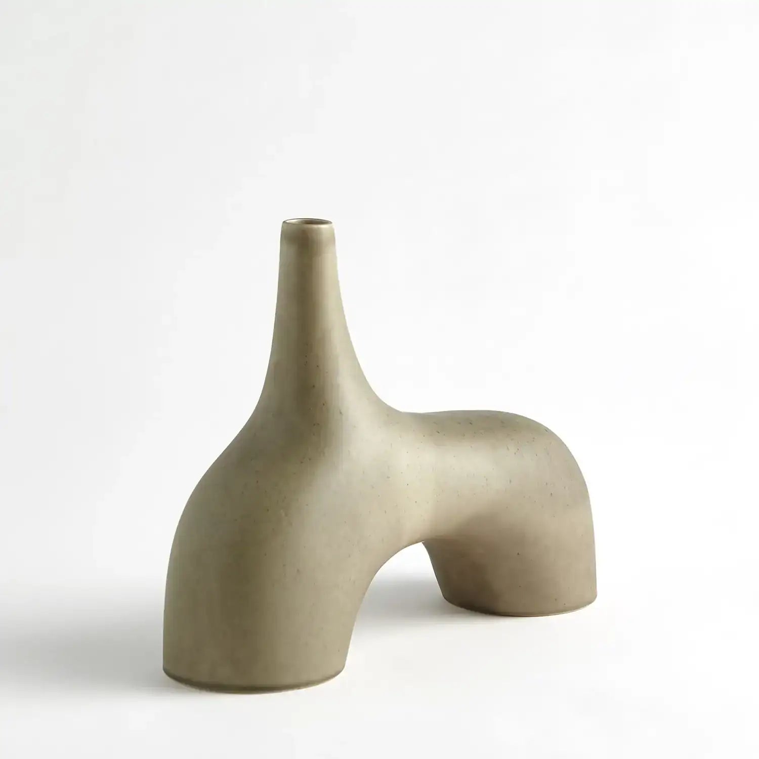 GLOBAL VIEWS STRETCH VASE - Decorative Accents