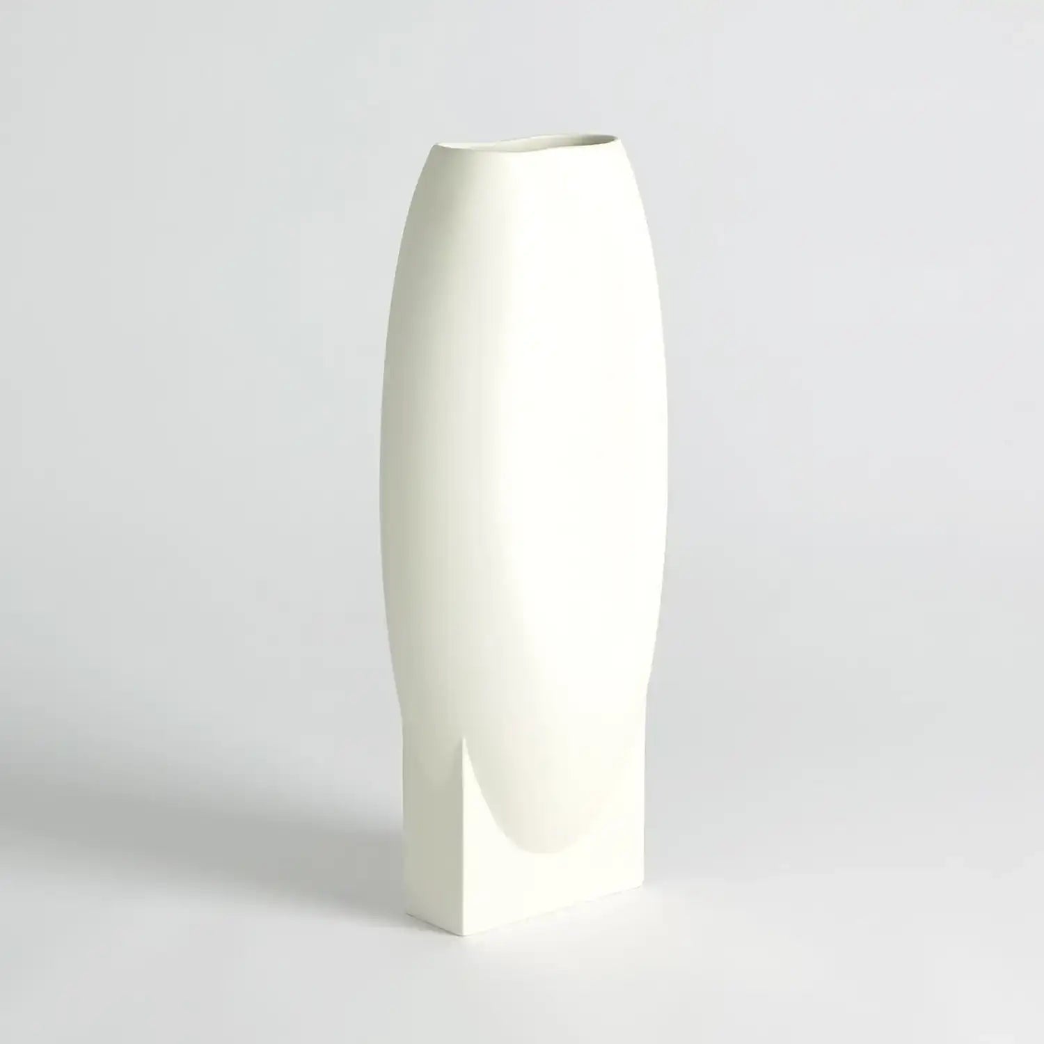 GLOBAL VIEWS ORPHEUS VASE - Decorative Accents
