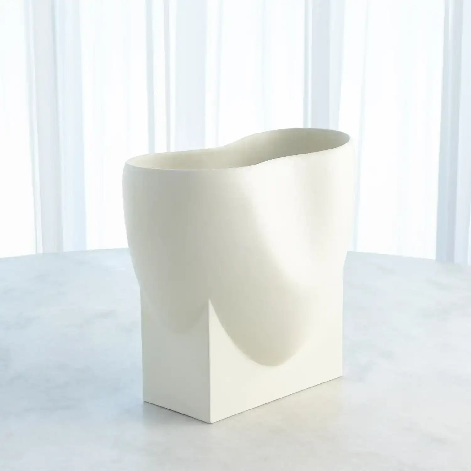 GLOBAL VIEWS ORPHEUS LOW BOWL - Decorative Accents