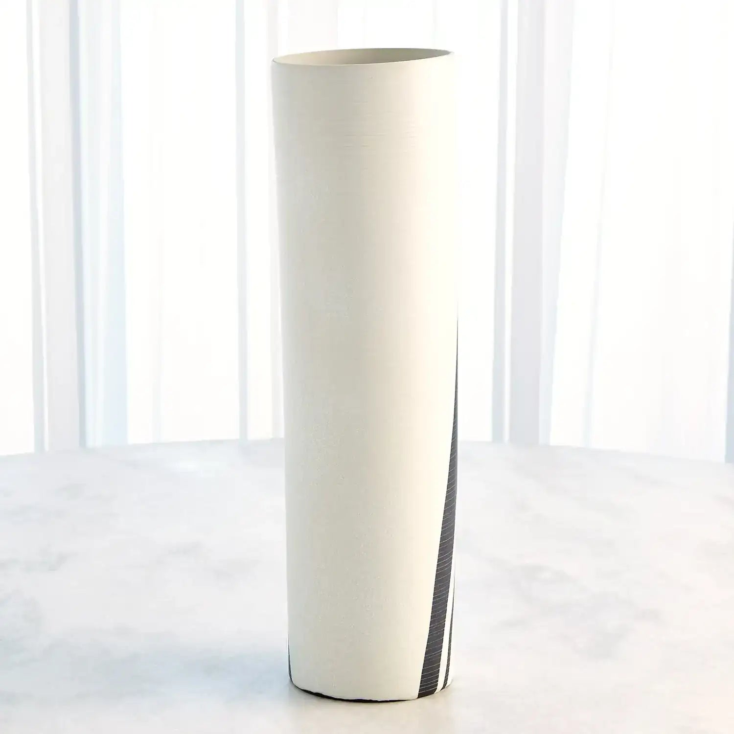 GLOBAL VIEWS SPLATTER VASE - Decorative Accents