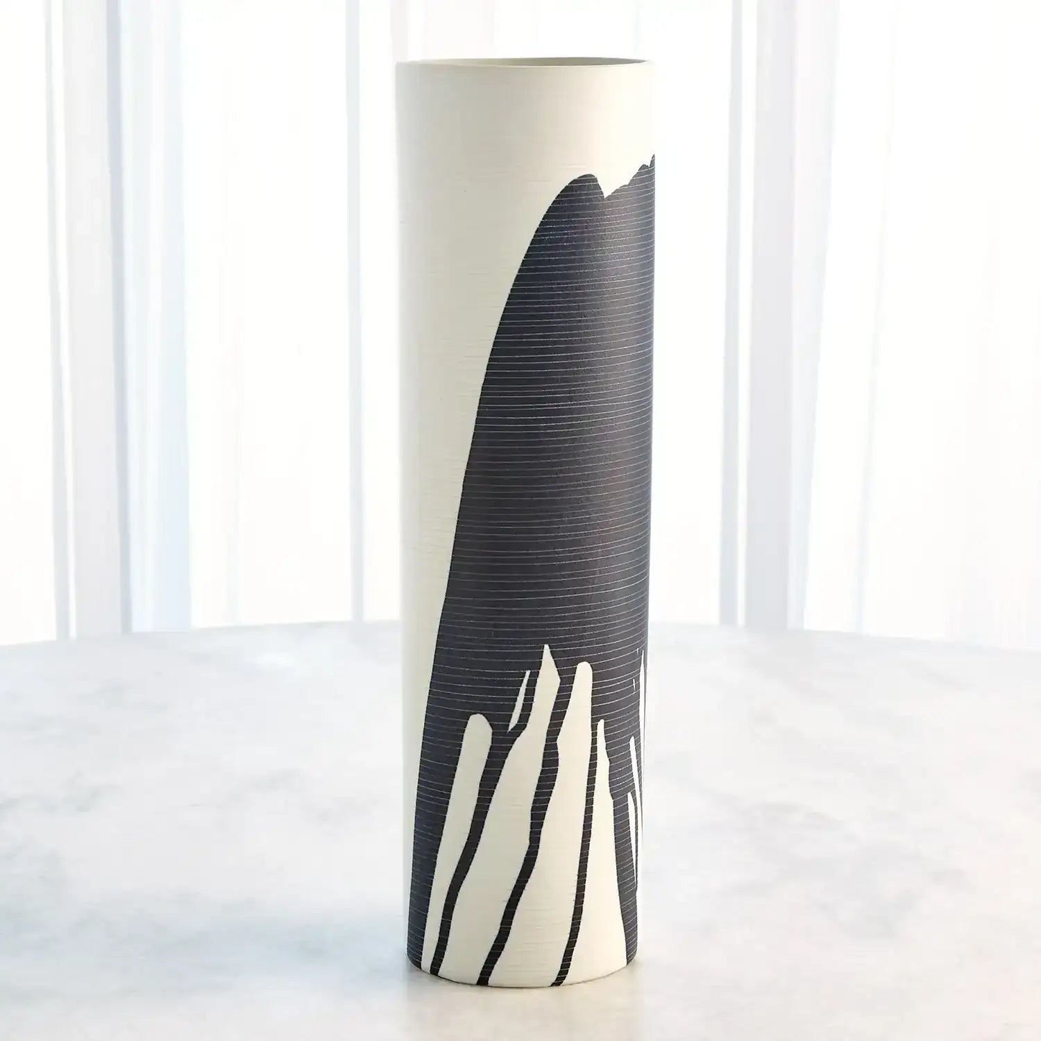 GLOBAL VIEWS SPLATTER VASE - Decorative Accents