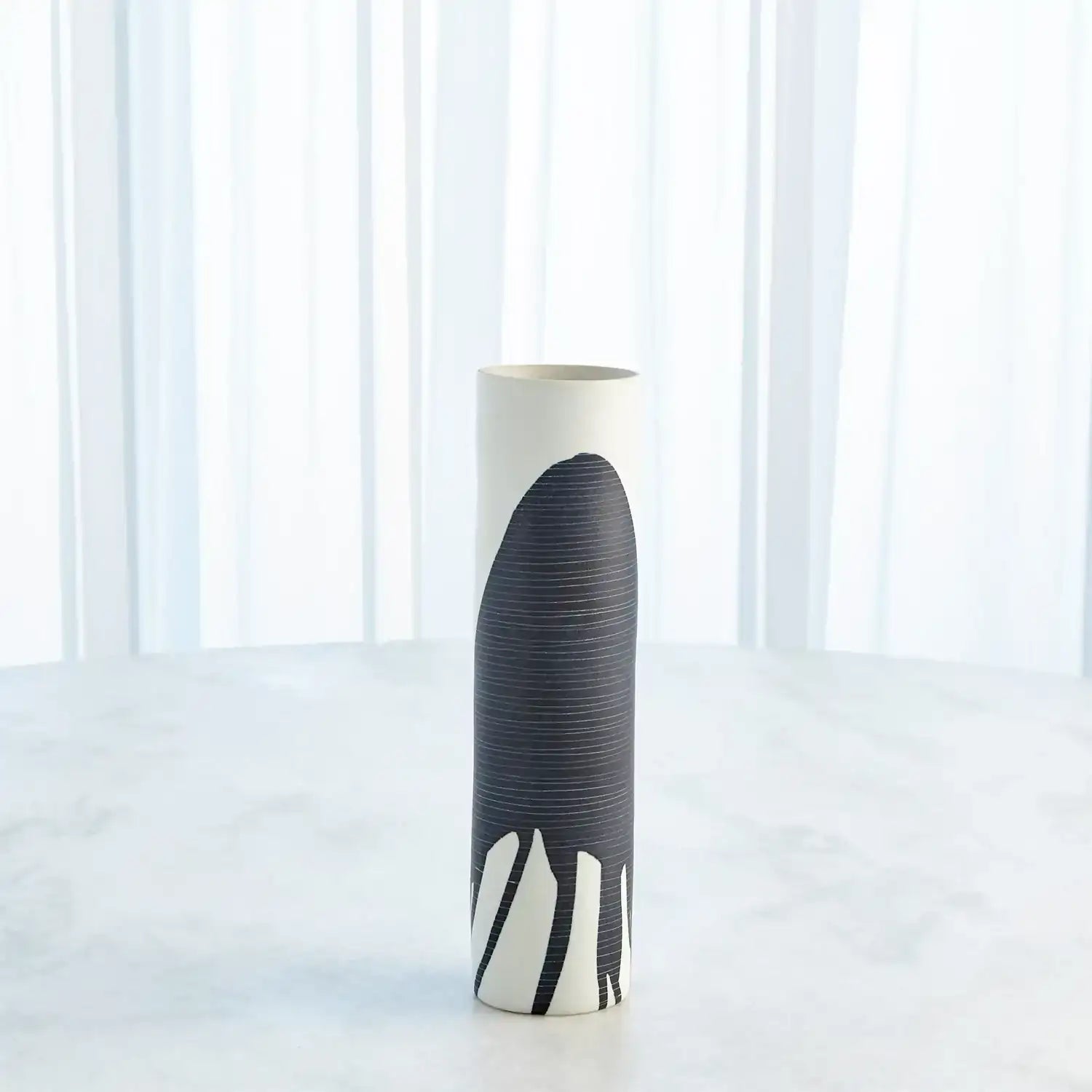 GLOBAL VIEWS SPLATTER VASE - Decorative Accents
