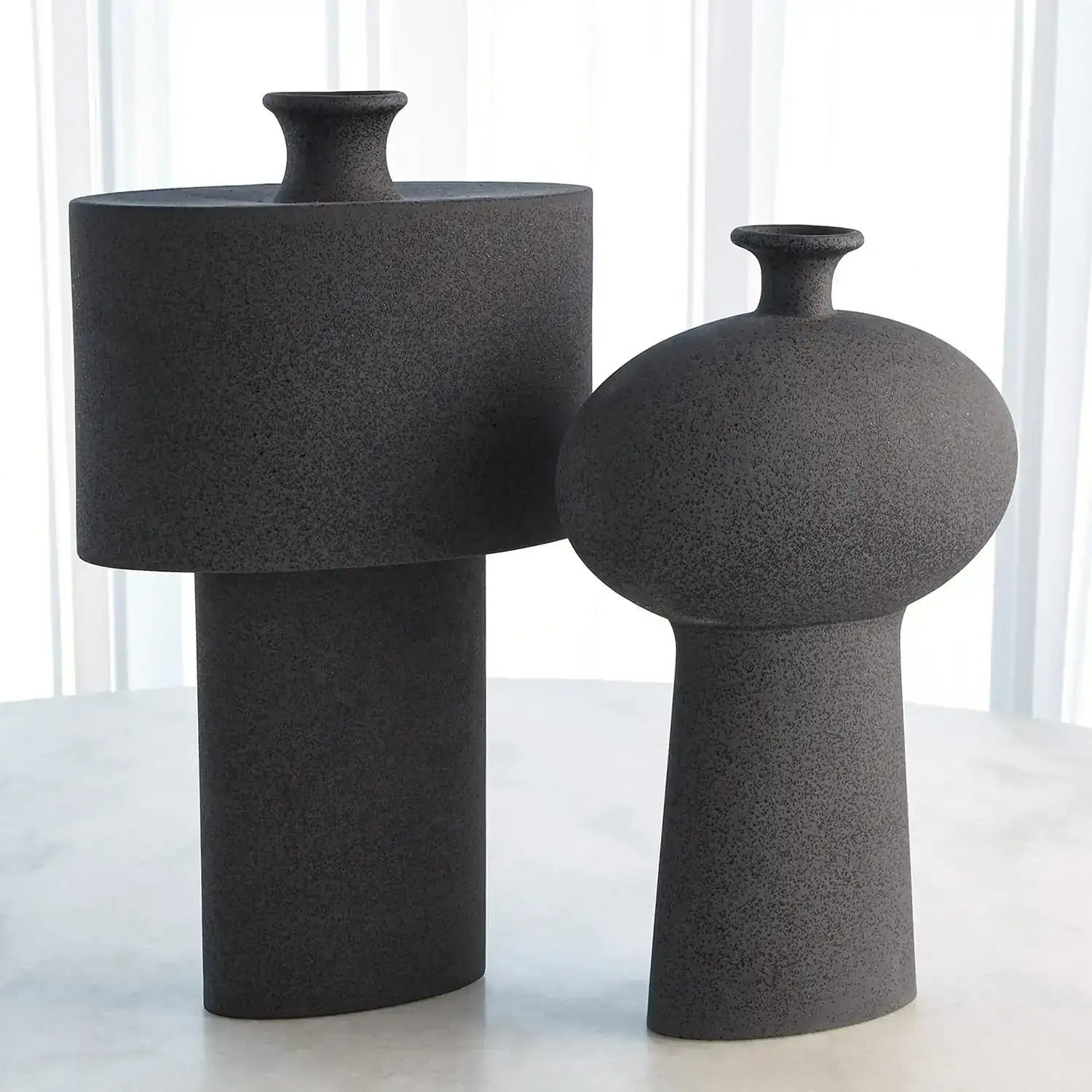 GLOBAL VIEWS FOLK OVOID VASE - Decorative Accents