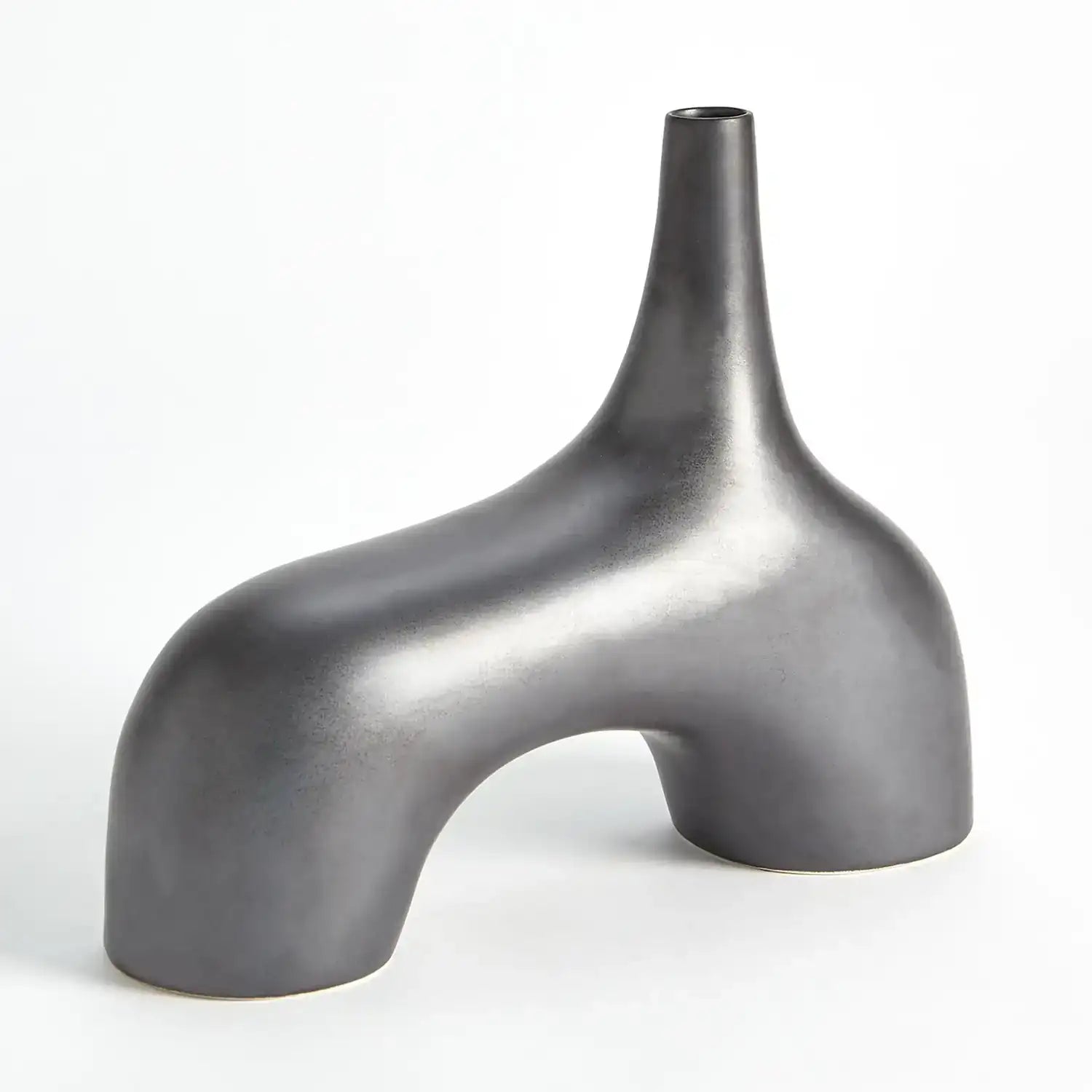 GLOBAL VIEWS STRETCH VASE - Decorative Accents