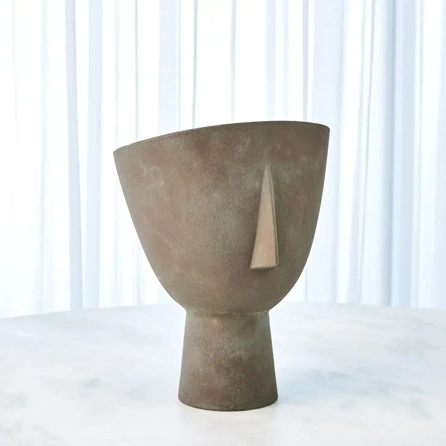GLOBAL VIEWS PLANTER HEAD - Decorative Accents