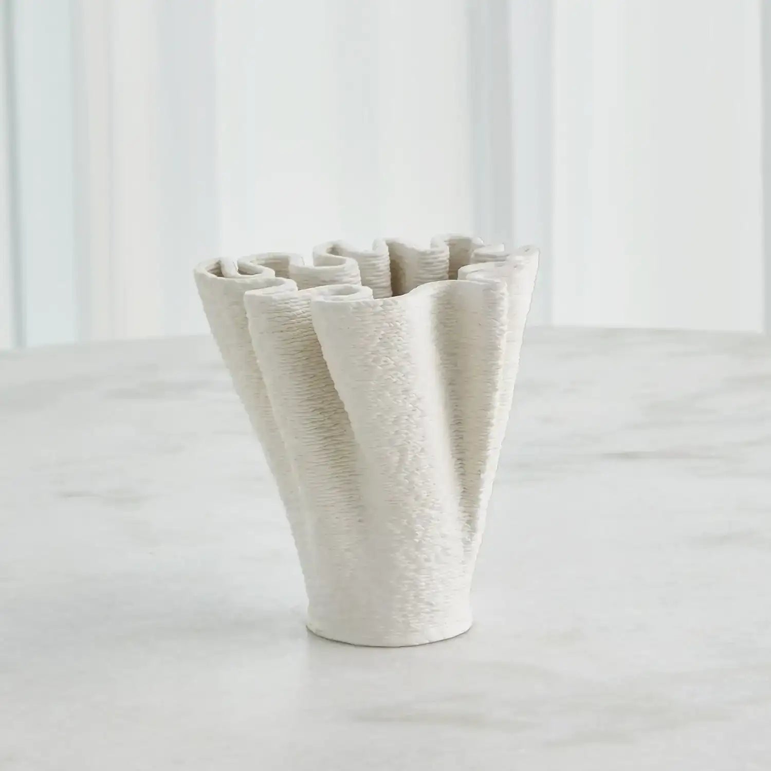 GLOBAL VIEWS RIPPLE PRINTED VASE - Decorative Accents