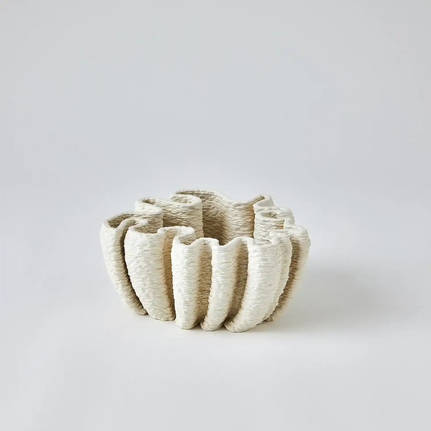 GLOBAL VIEWS RIPPLE PRINTED BOWL - Decorative Accents