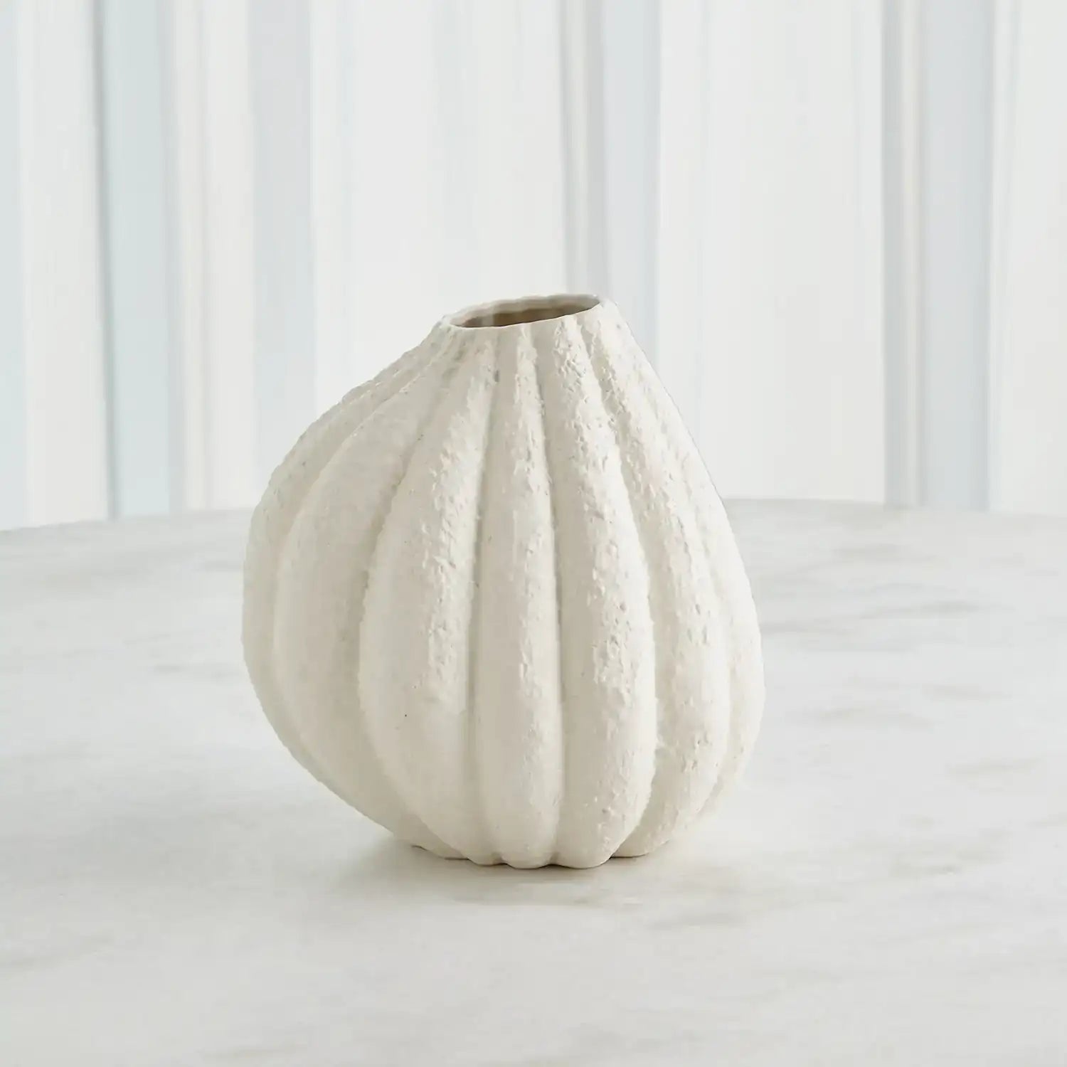 GLOBAL VIEWS GLOW VASE - Decorative Accents