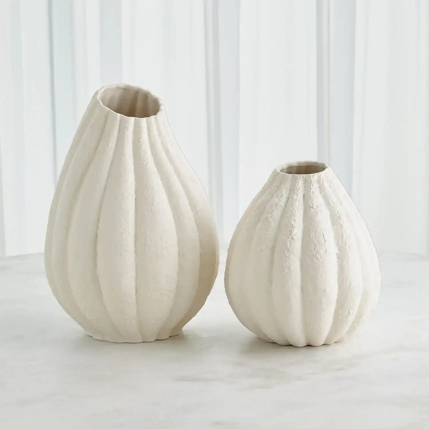 GLOBAL VIEWS GLOW VASE - Decorative Accents