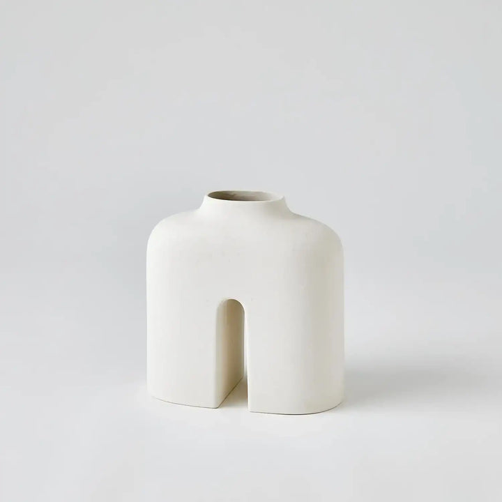 GLOBAL VIEWS GUARDIAN VASE - Decorative Accents