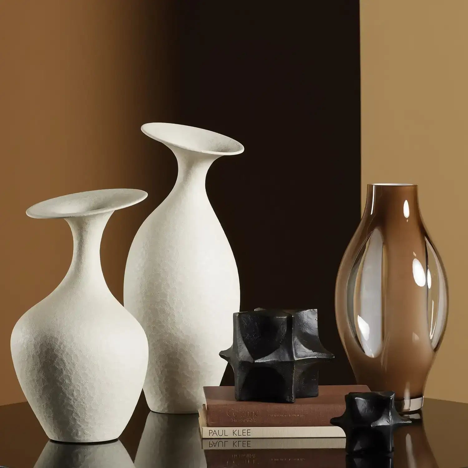 GLOBAL VIEWS BELL VASE - Decorative Accents
