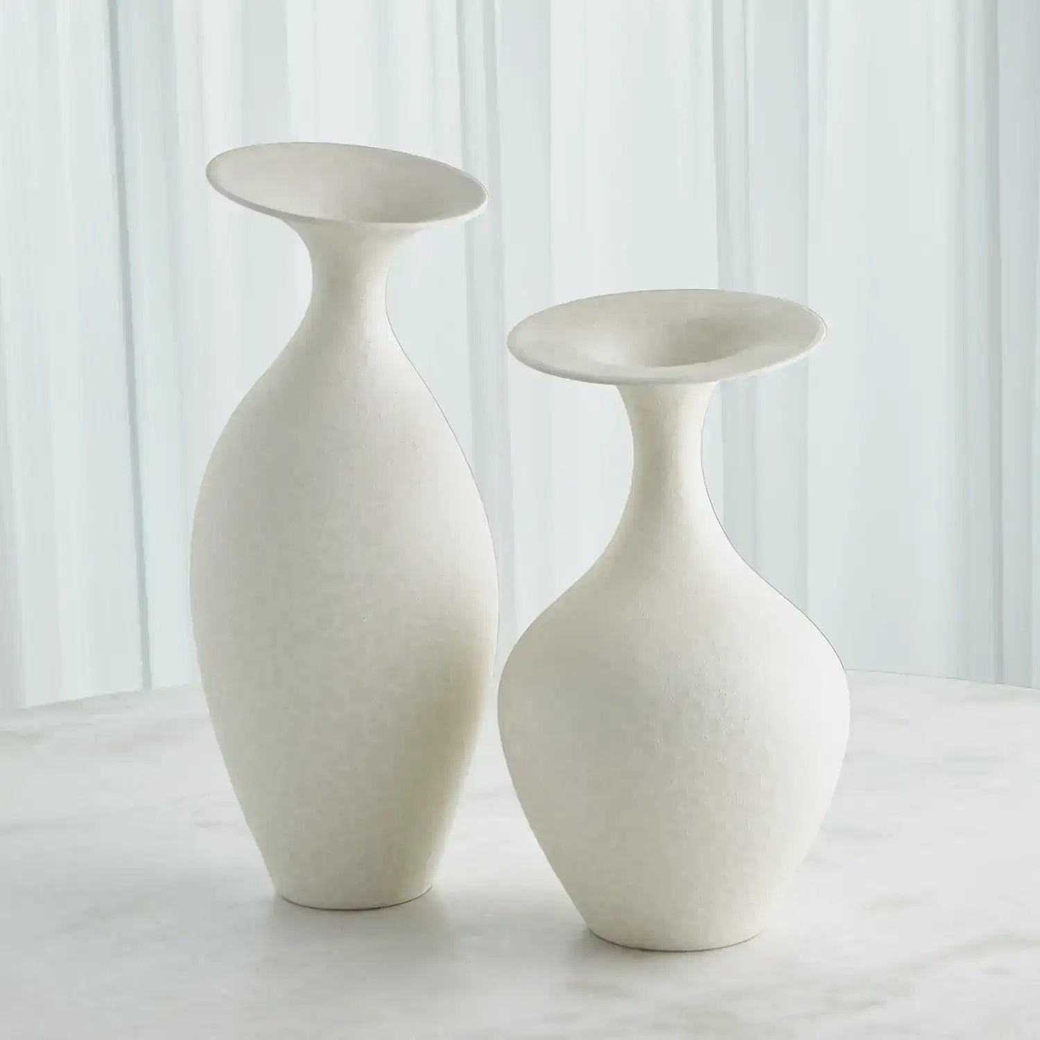 GLOBAL VIEWS BELL VASE - Decorative Accents