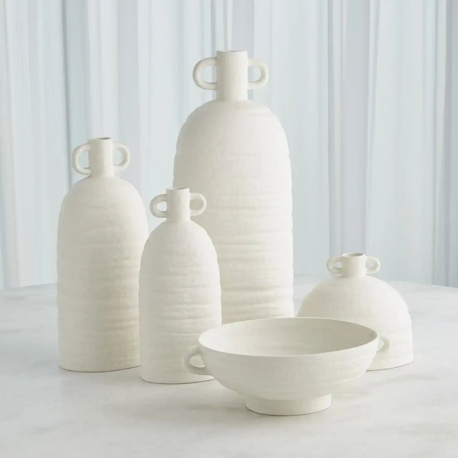 GLOBAL VIEWS SAHARA VASE - Decorative Accents